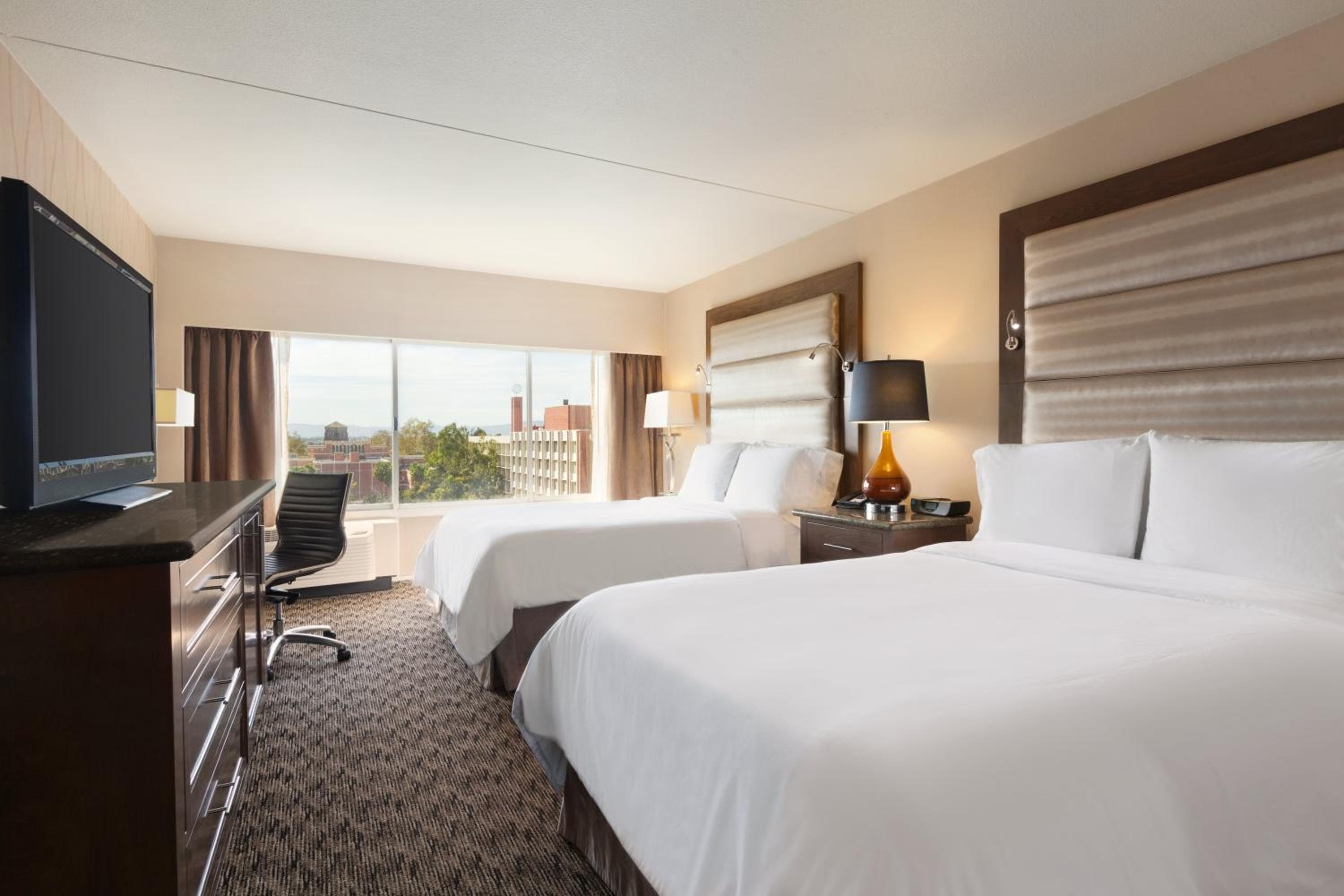 USC Hotel — 30
