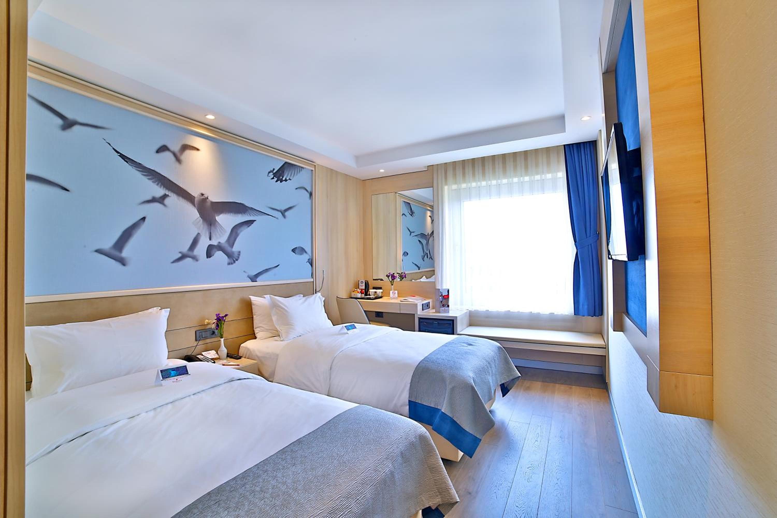 Ramada by Wyndham Istanbul Old City — 4