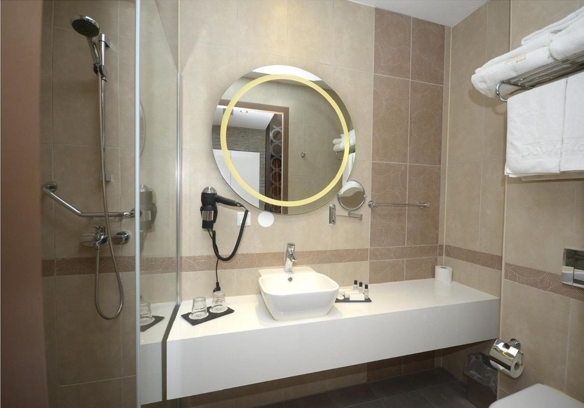 Gran Hotel Centro — 17