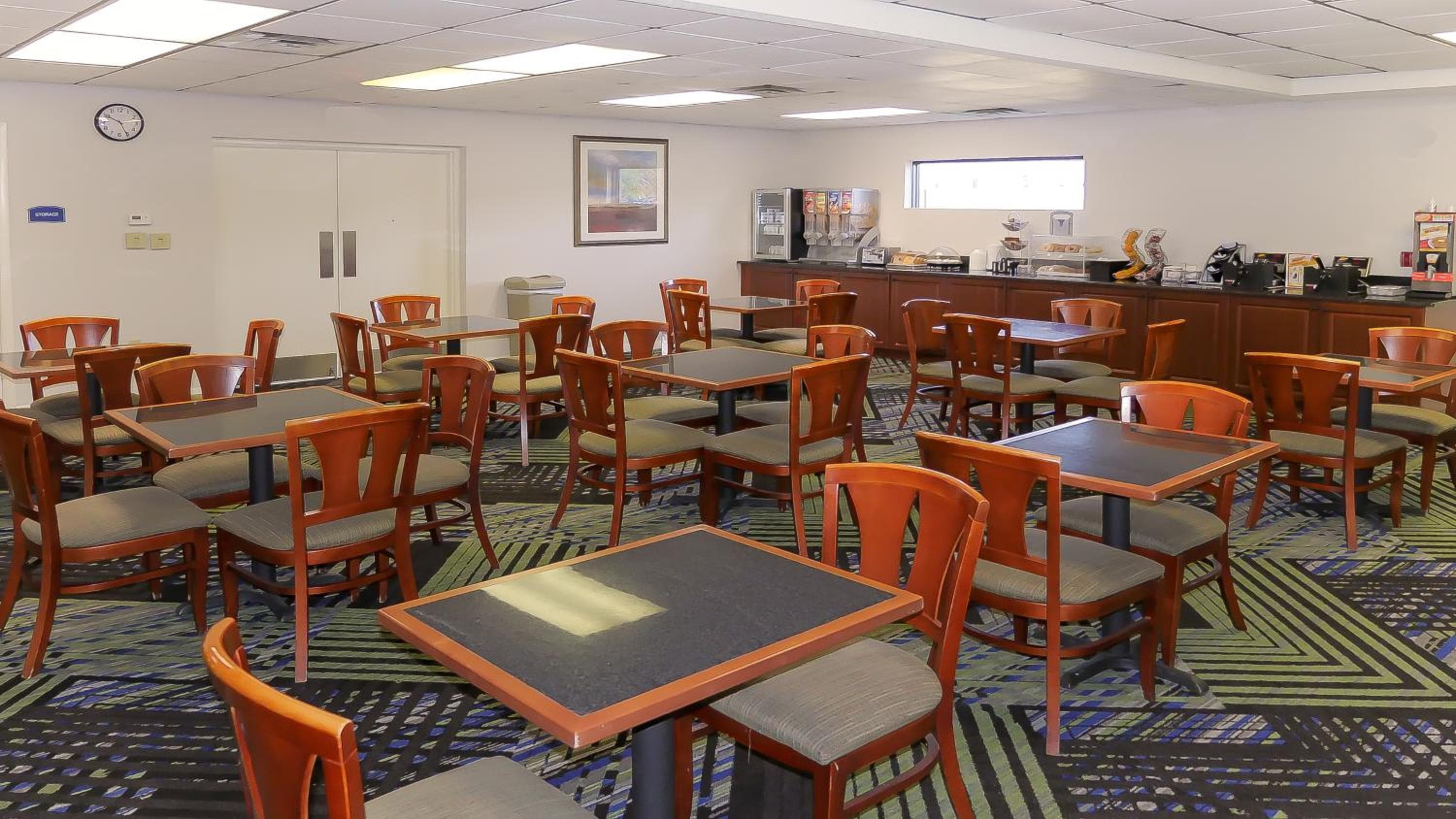Hotel South Tampa & Suites — 17