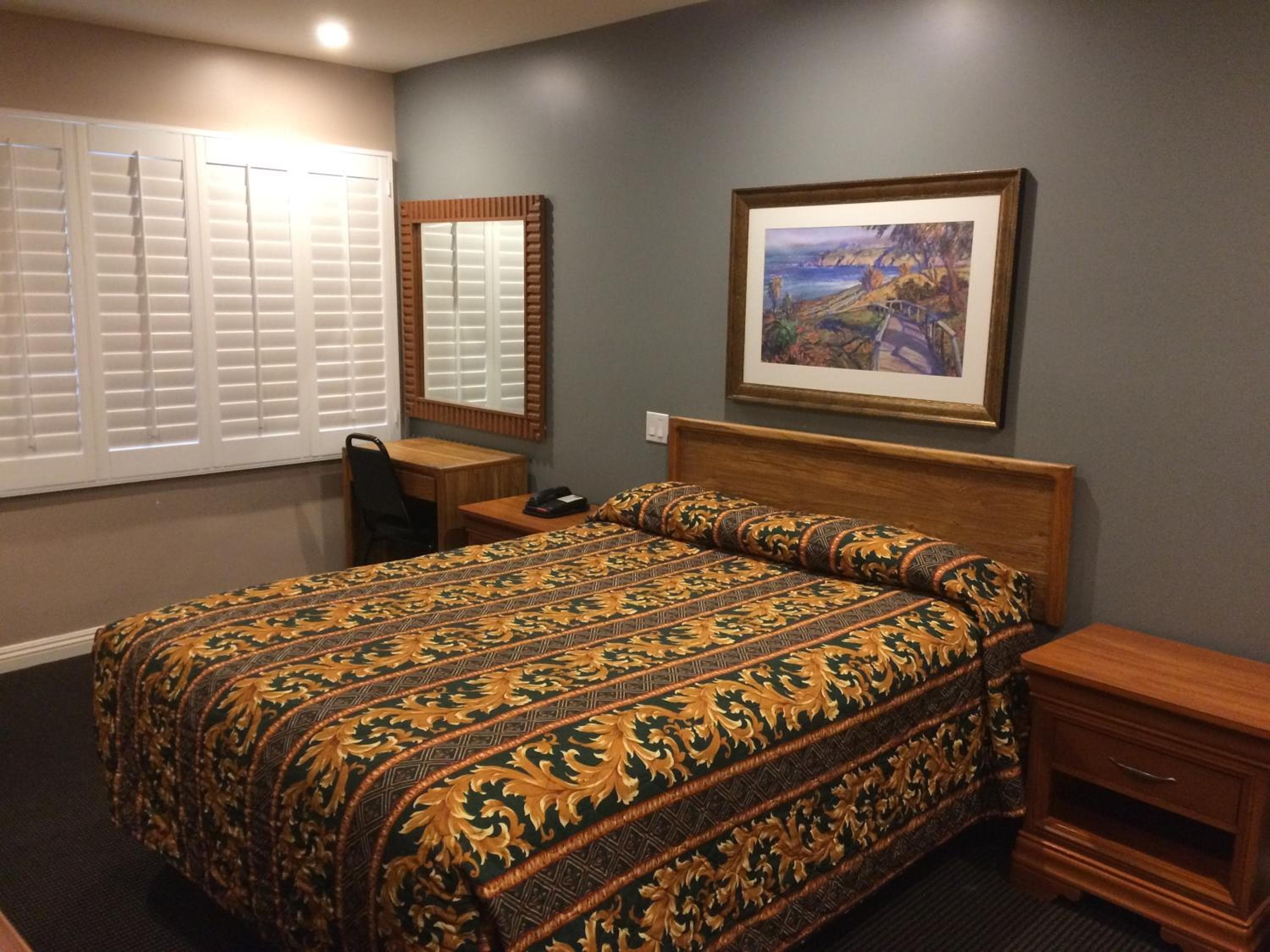 Dunes Inn - Wilshire — 15