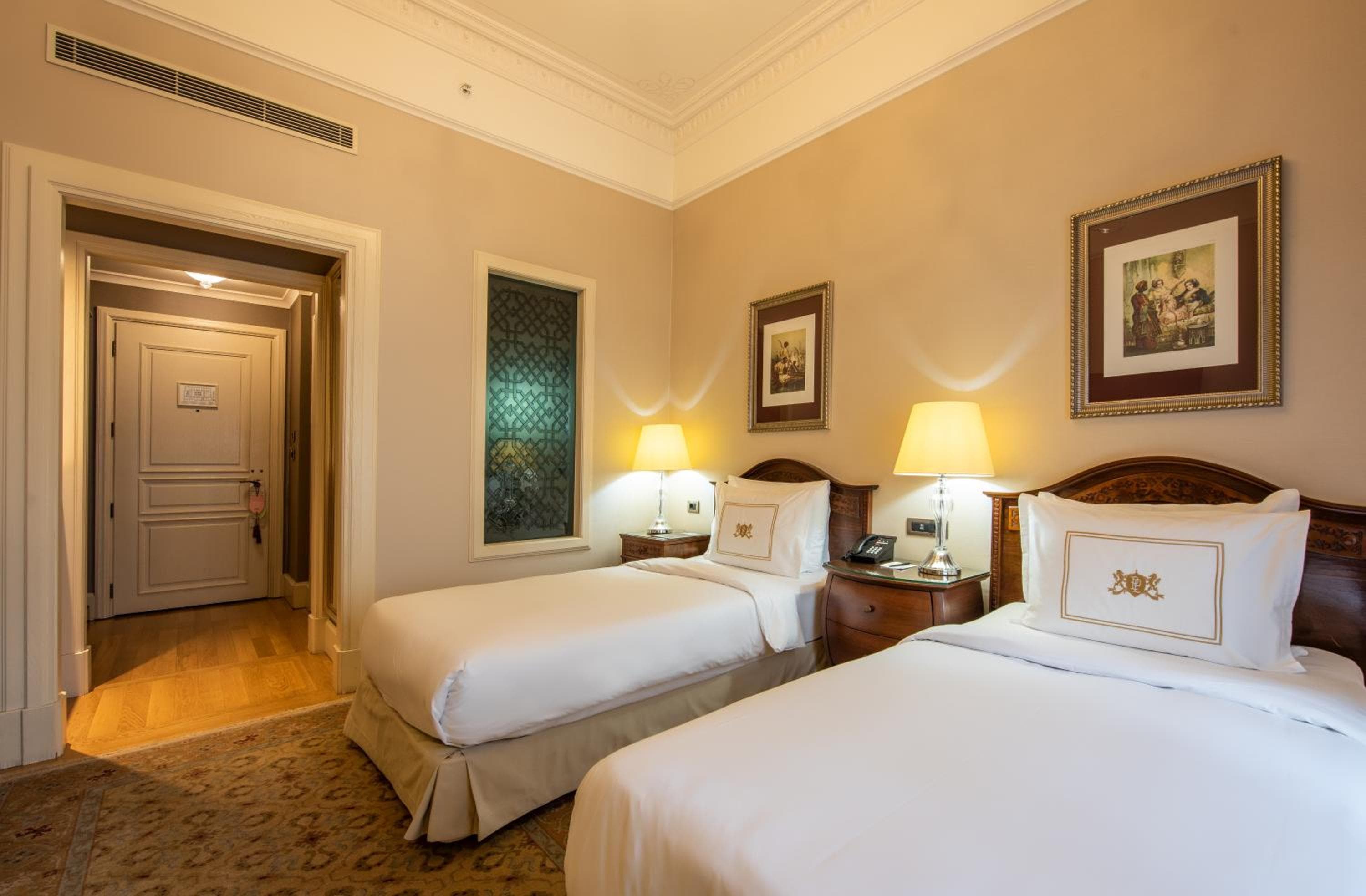 Pera Palace Hotel — 25