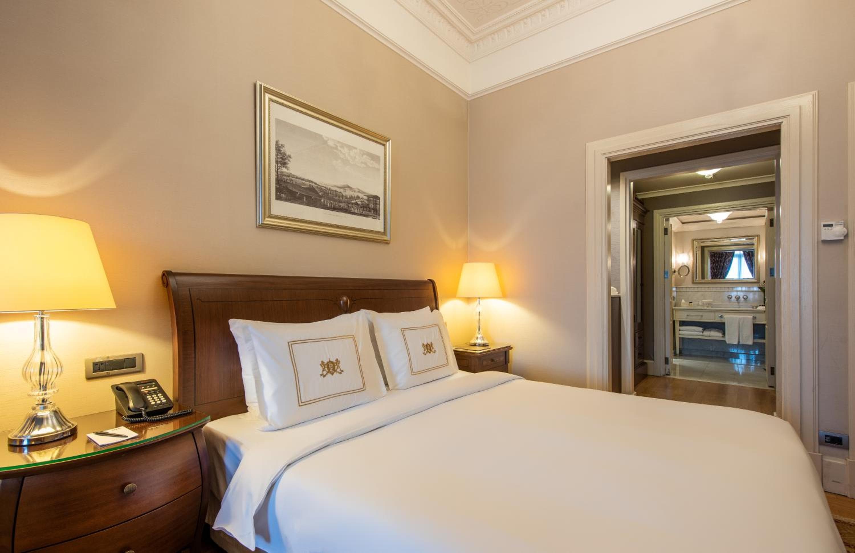 Pera Palace Hotel — 13