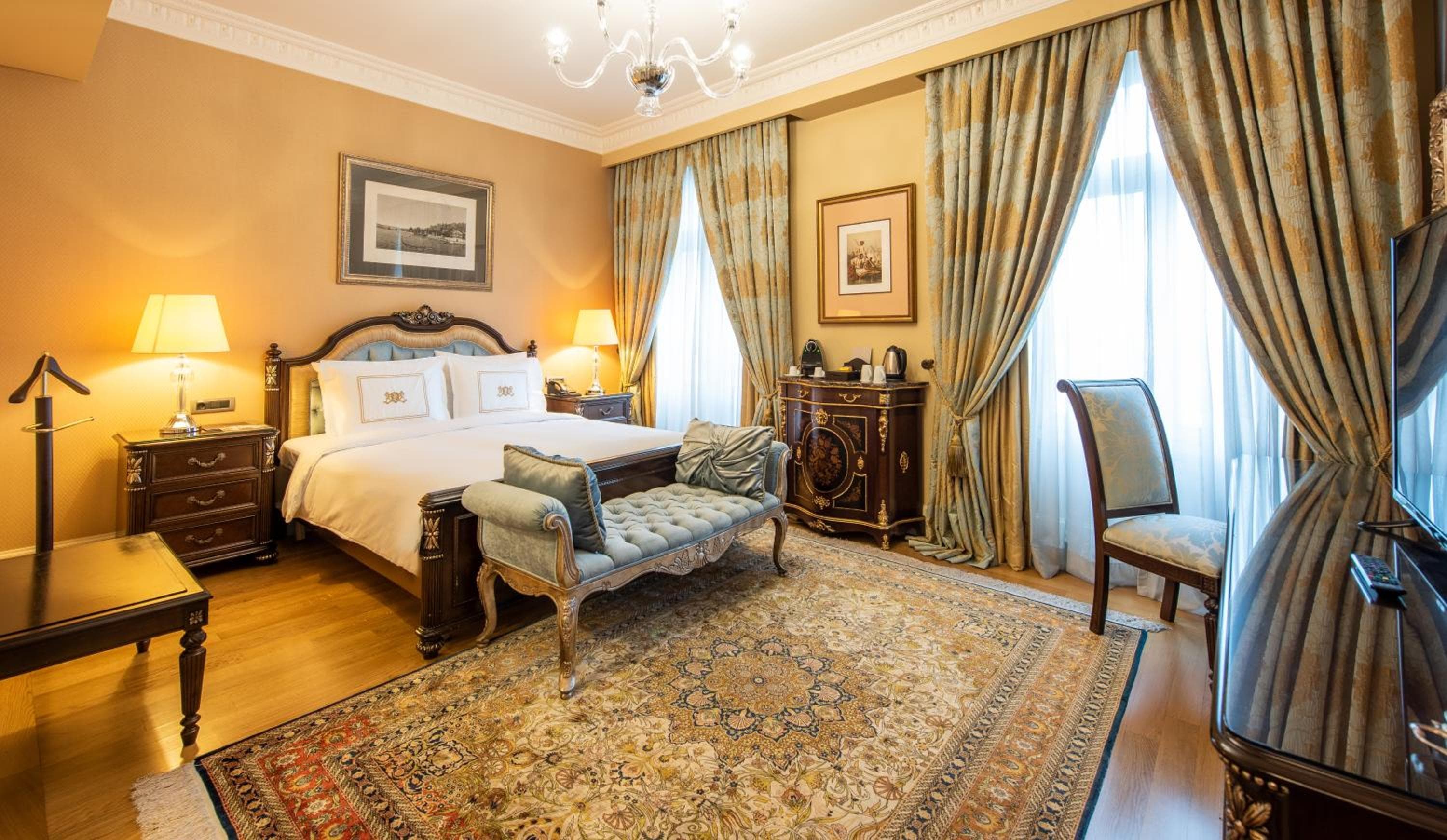 Pera Palace Hotel — 11