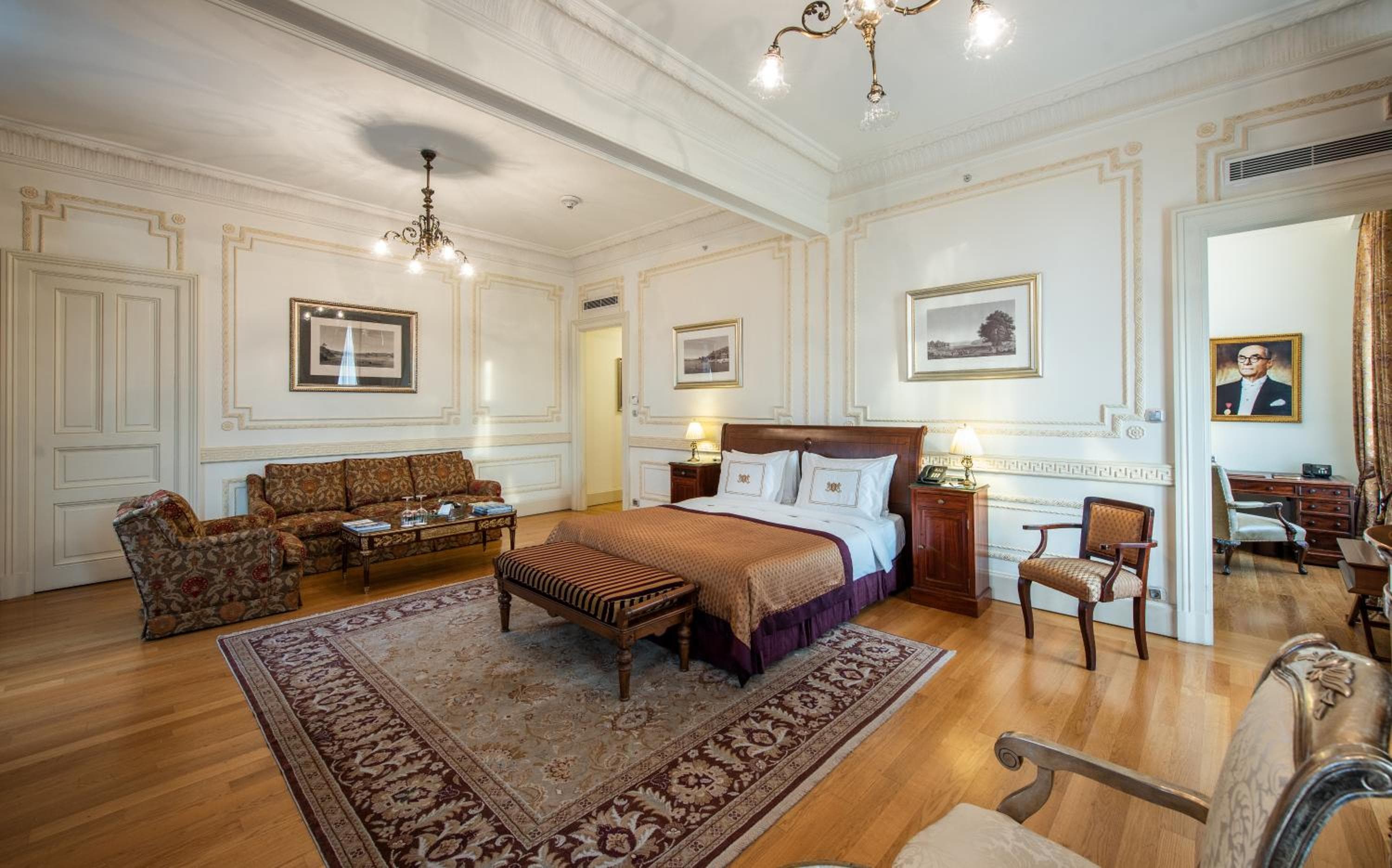 Pera Palace Hotel — 12