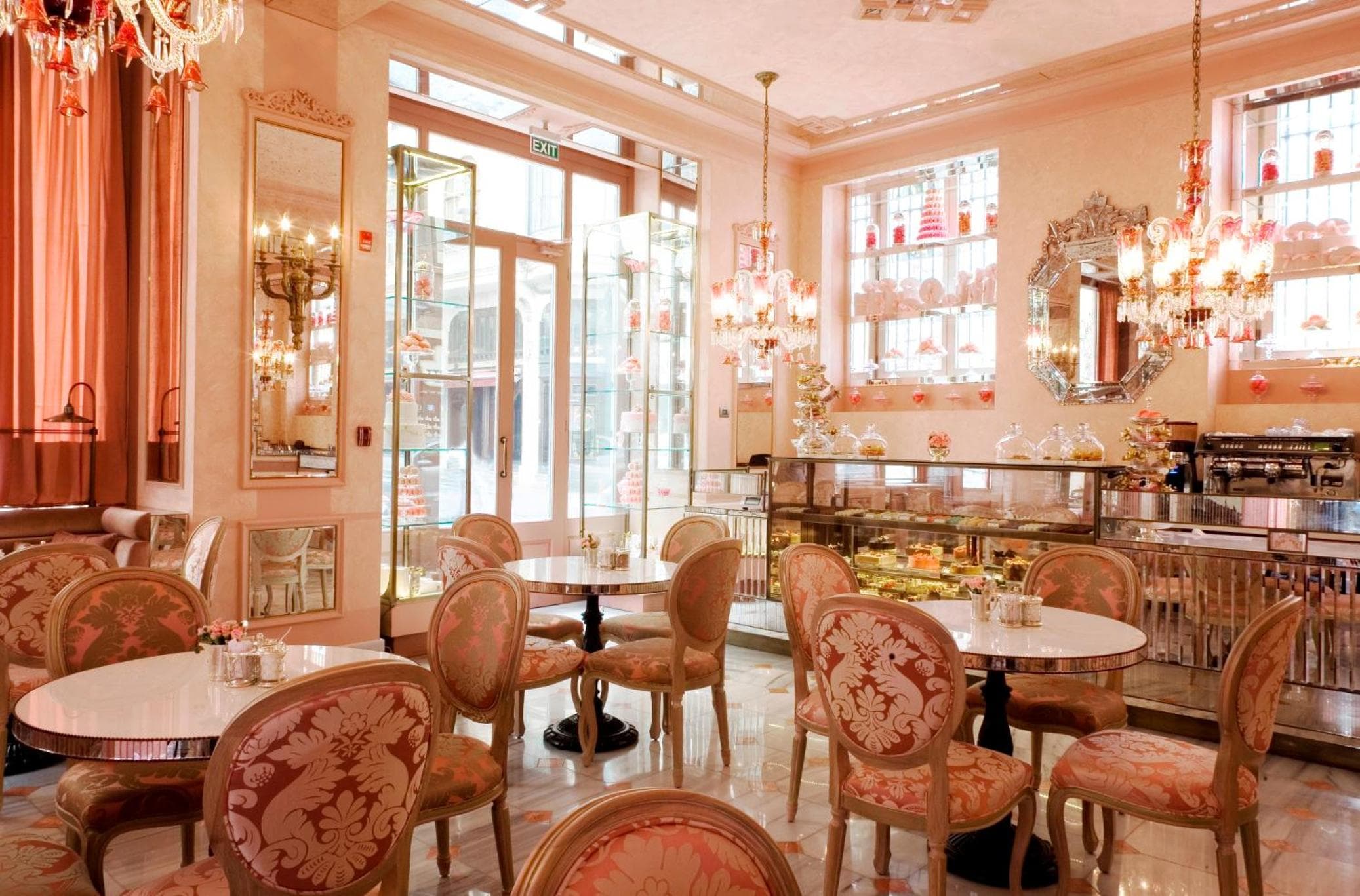Pera Palace Hotel — 21