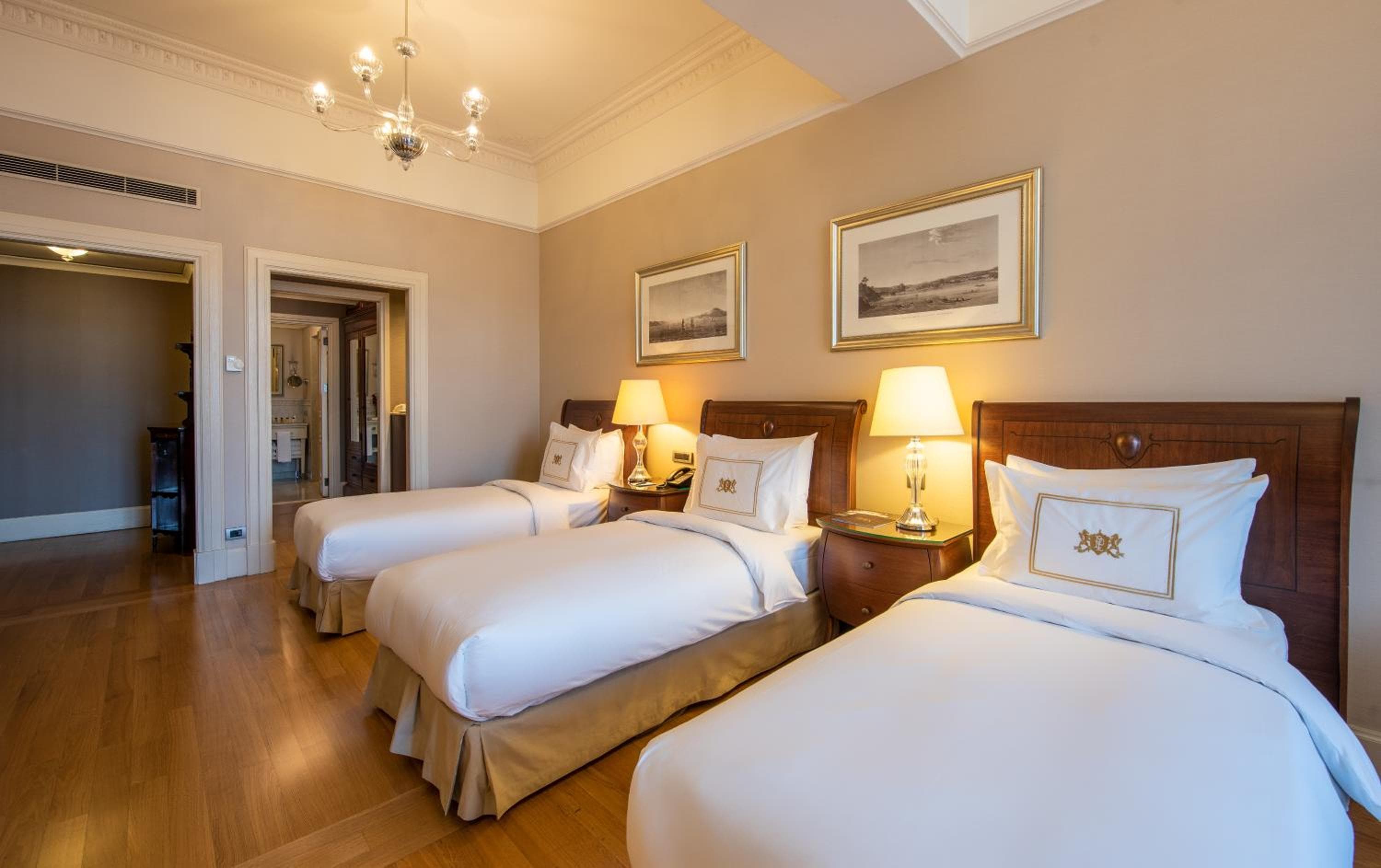Pera Palace Hotel — 23