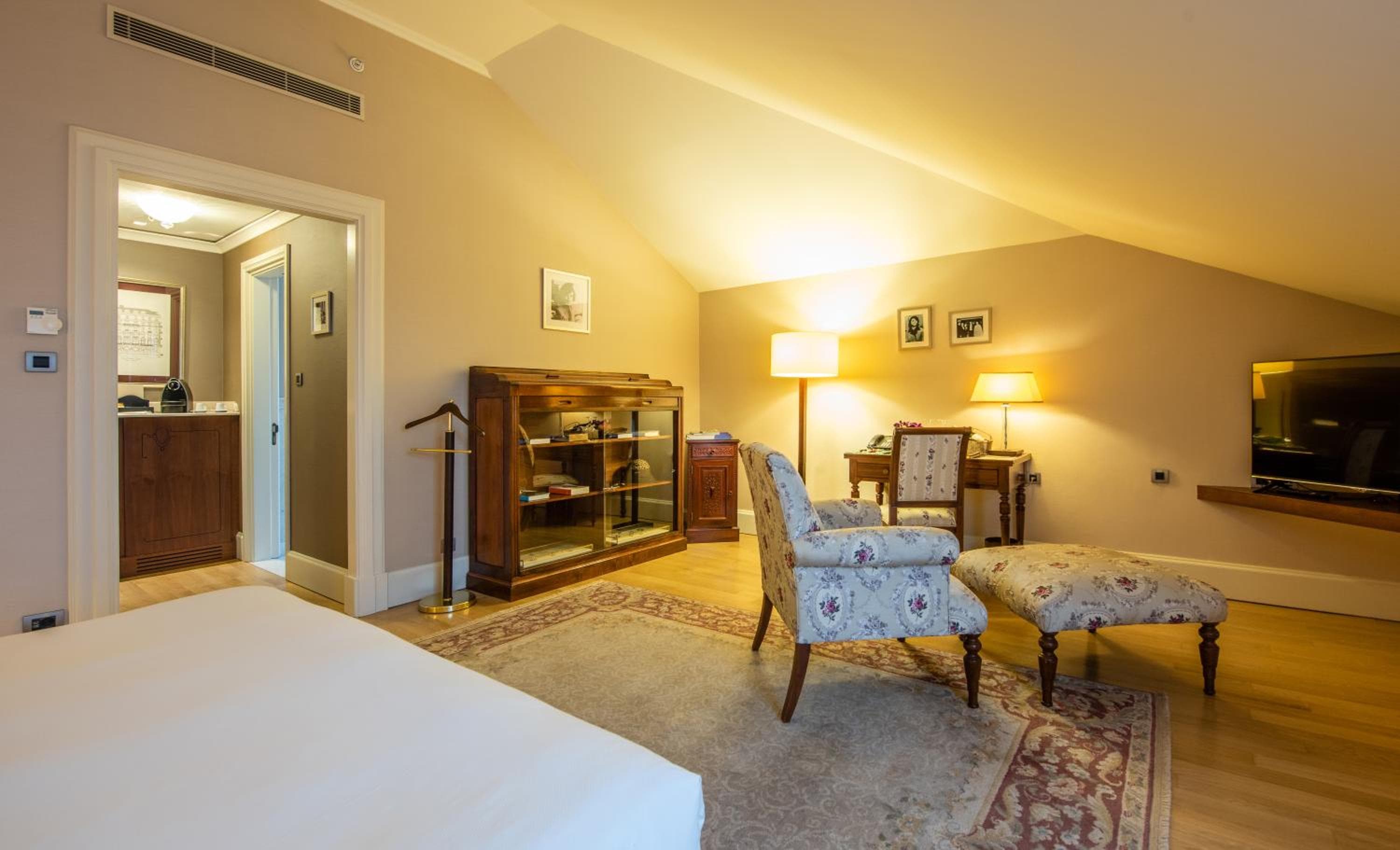 Pera Palace Hotel — 28