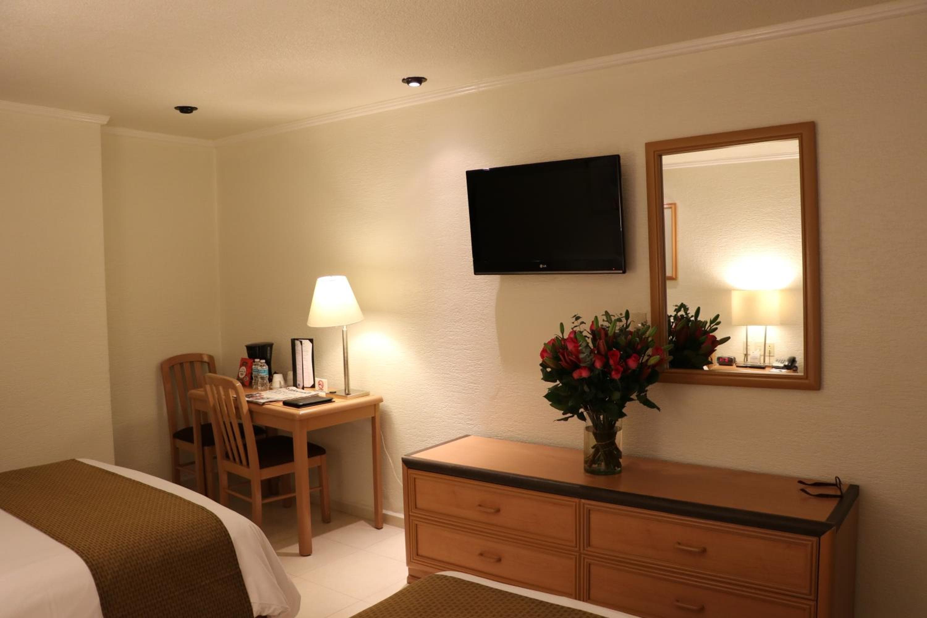 Hotel PF — 24