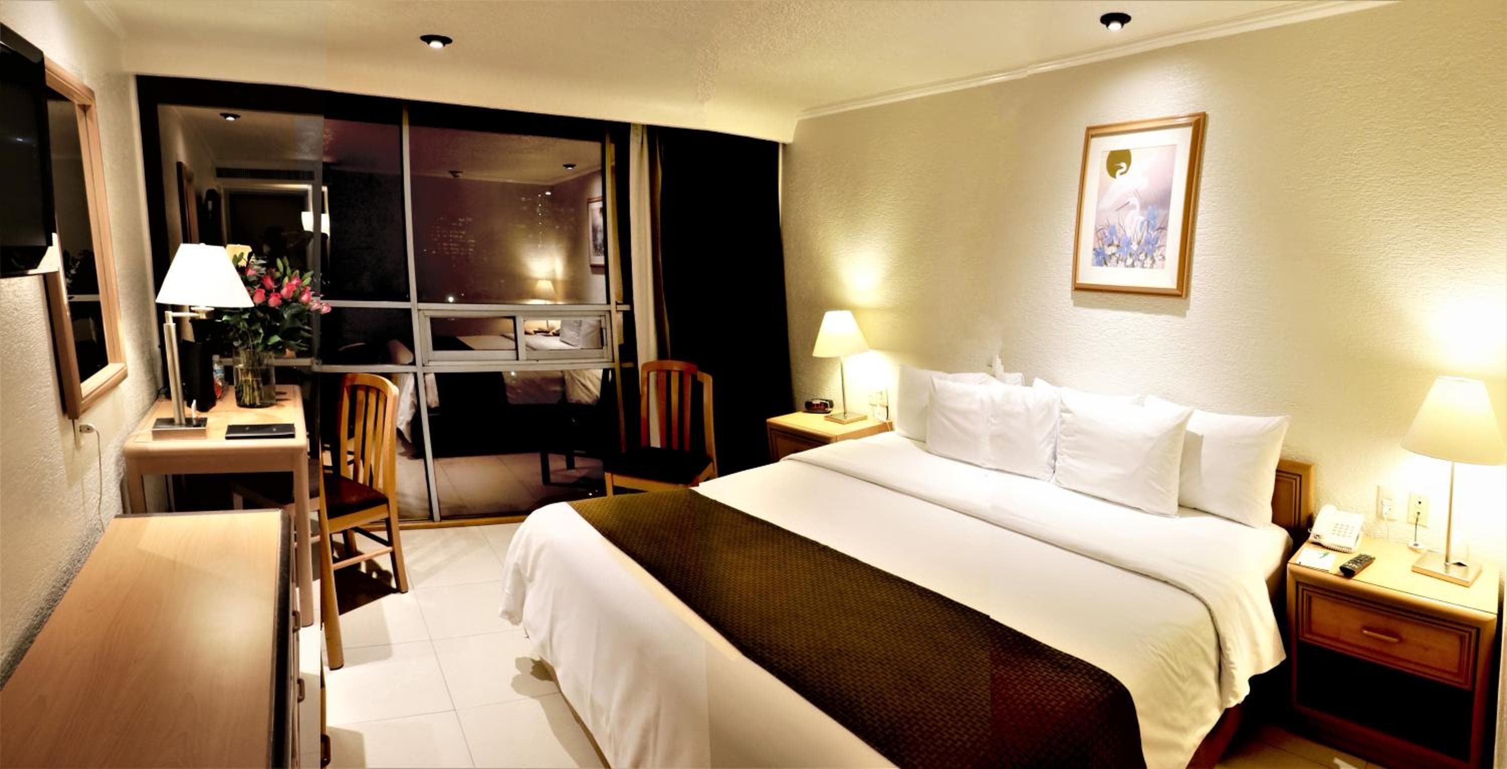 Hotel PF — 2