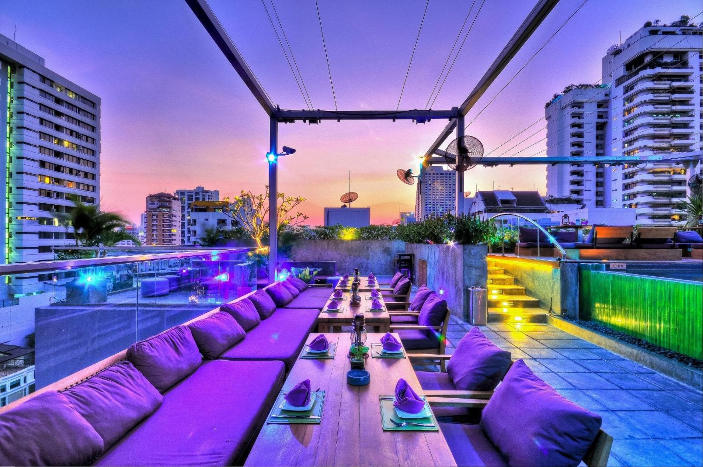 Galleria 10 Hotel Bangkok — 9