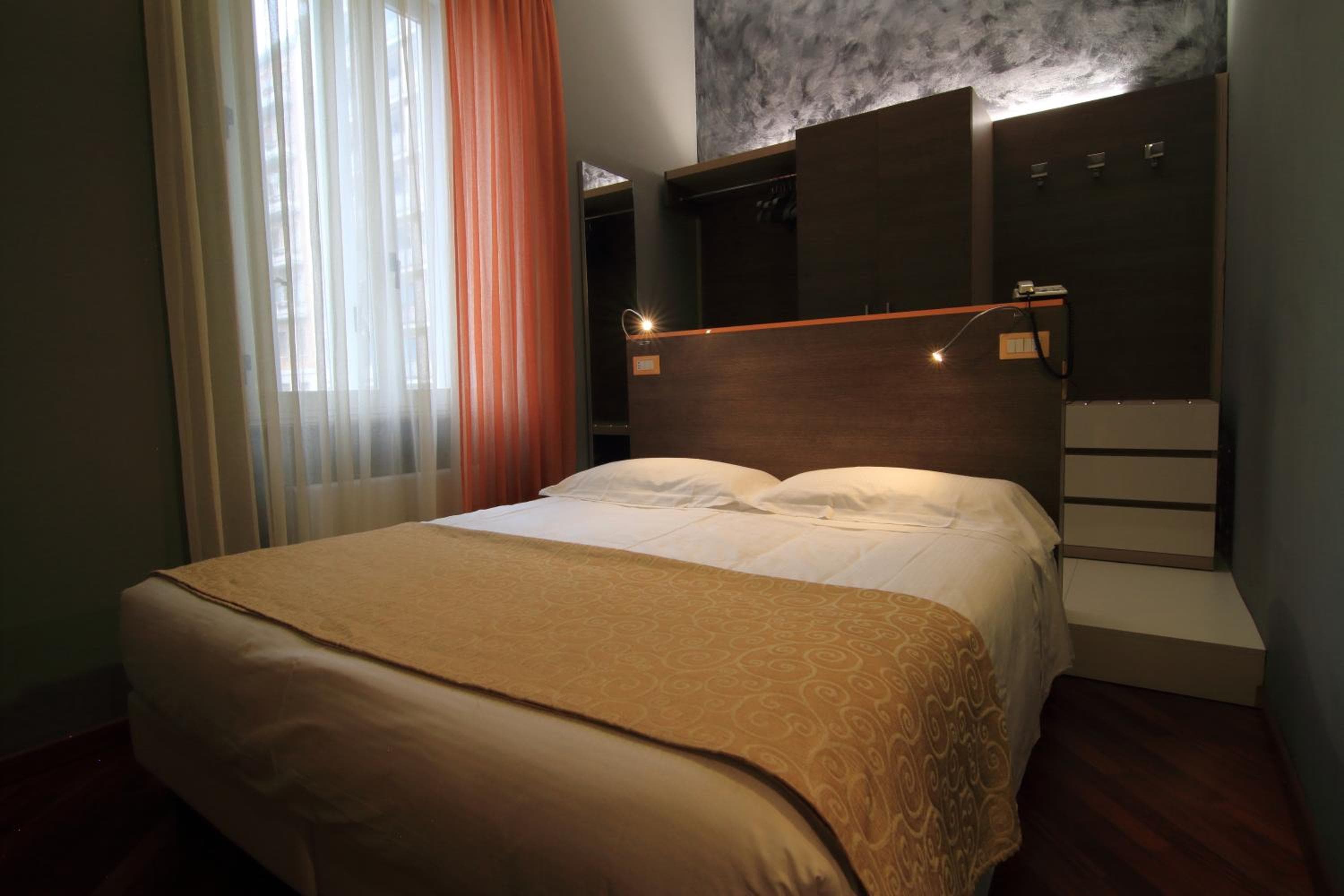 Hotel Metrò — 25