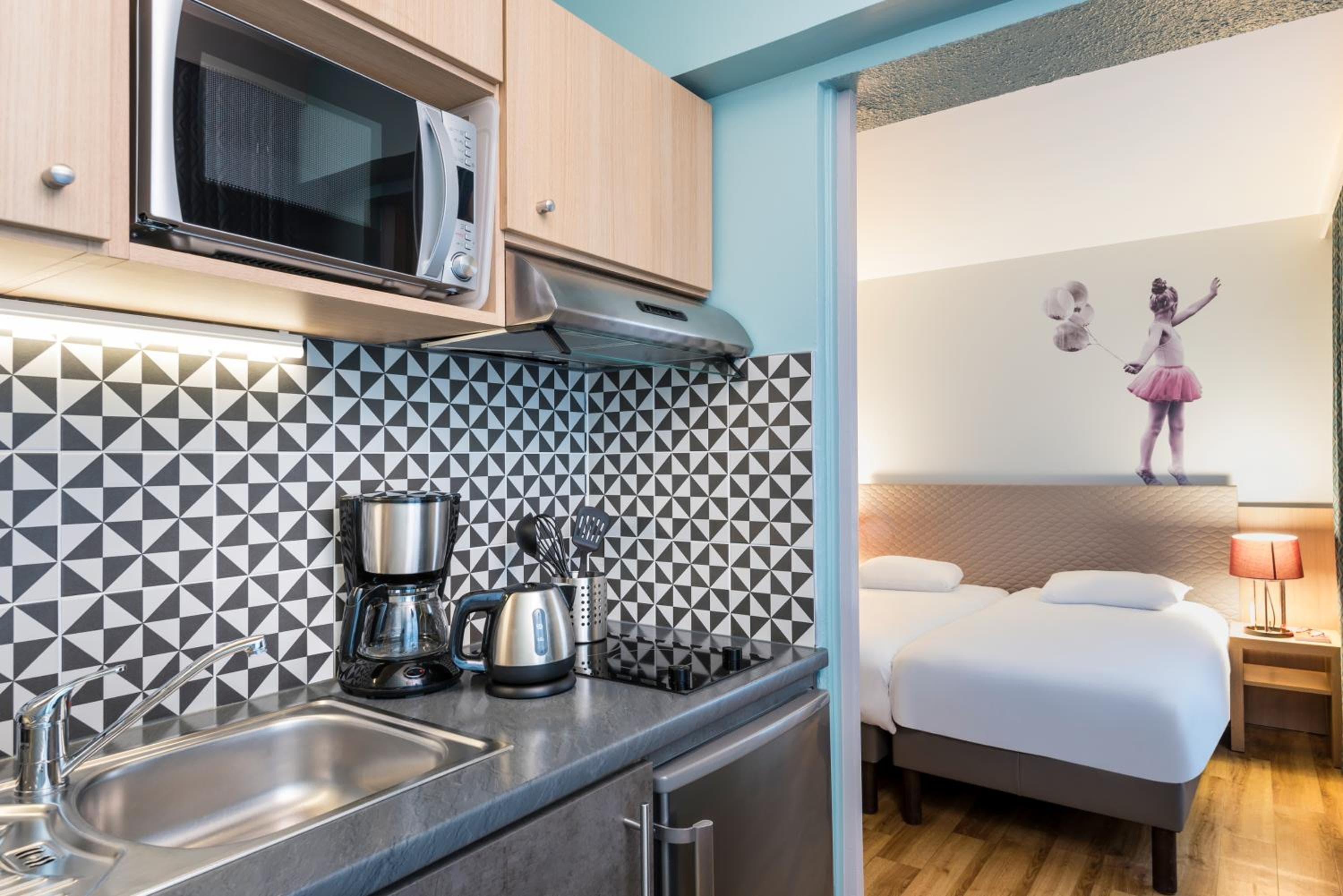 Aparthotel Adagio Paris Montmartre — 8