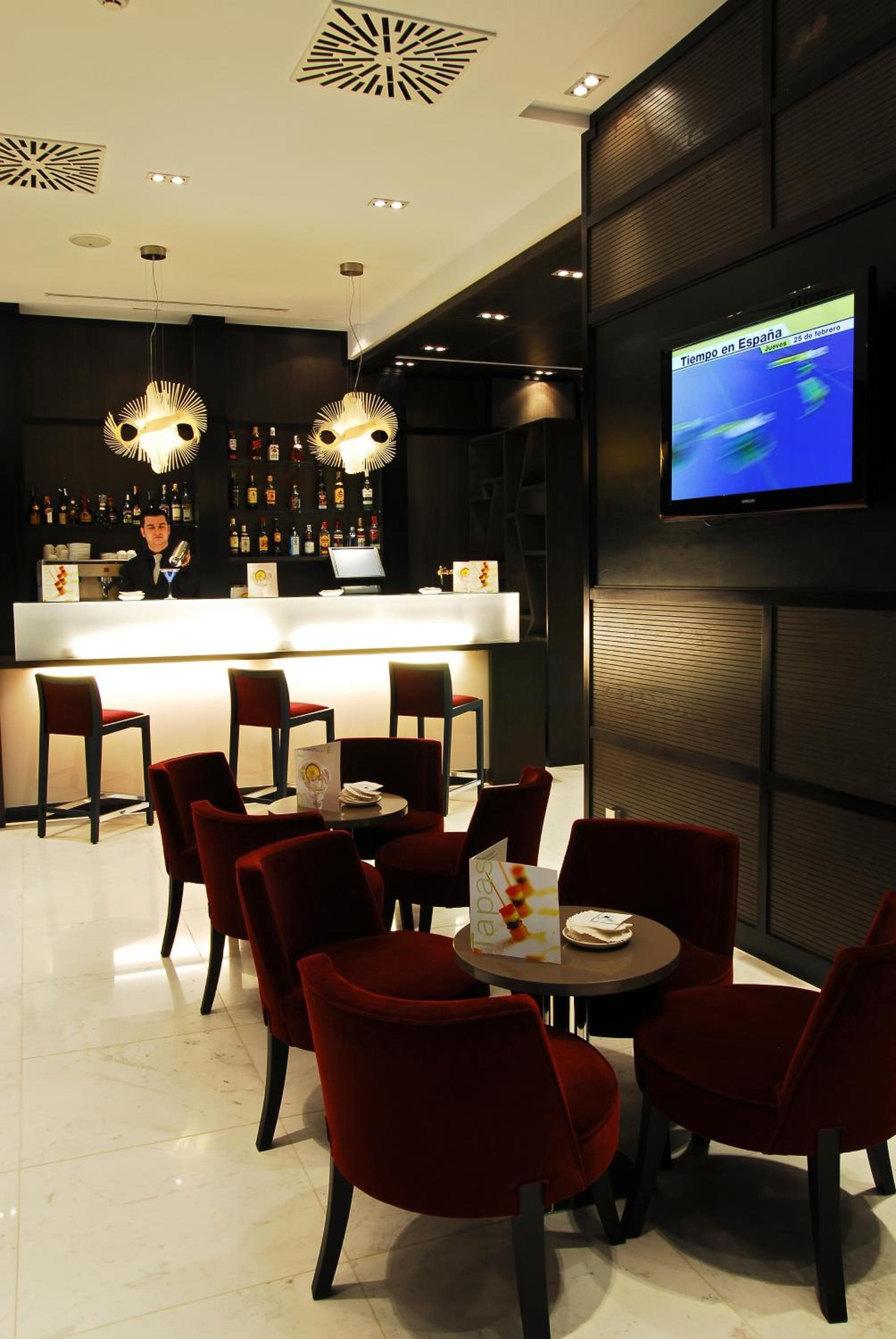 Grupotel Gran Vía 678 — 6