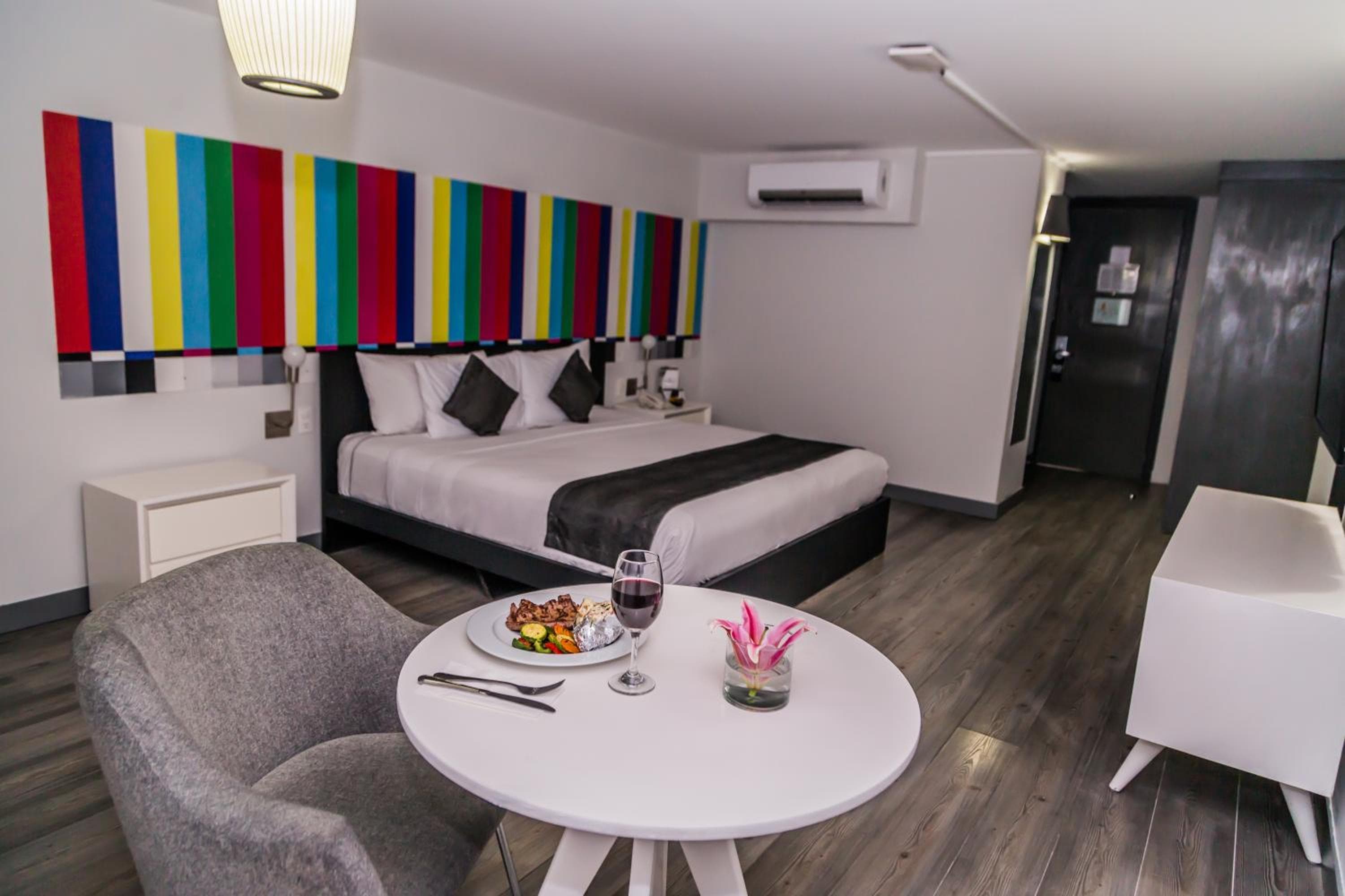 Hotel El Ejecutivo by Reforma Avenue — 14