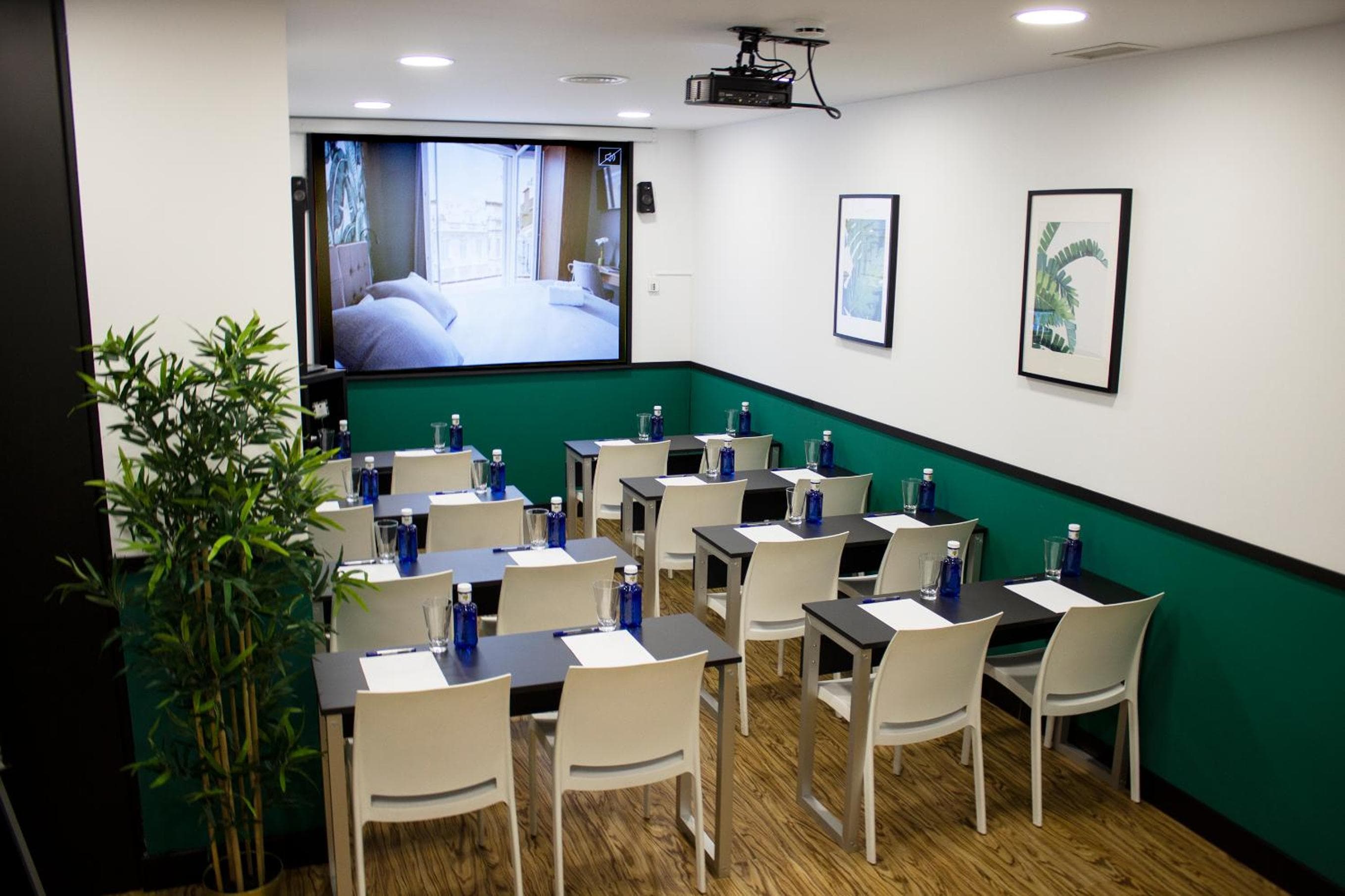 Málaga Premium Hotel — 21