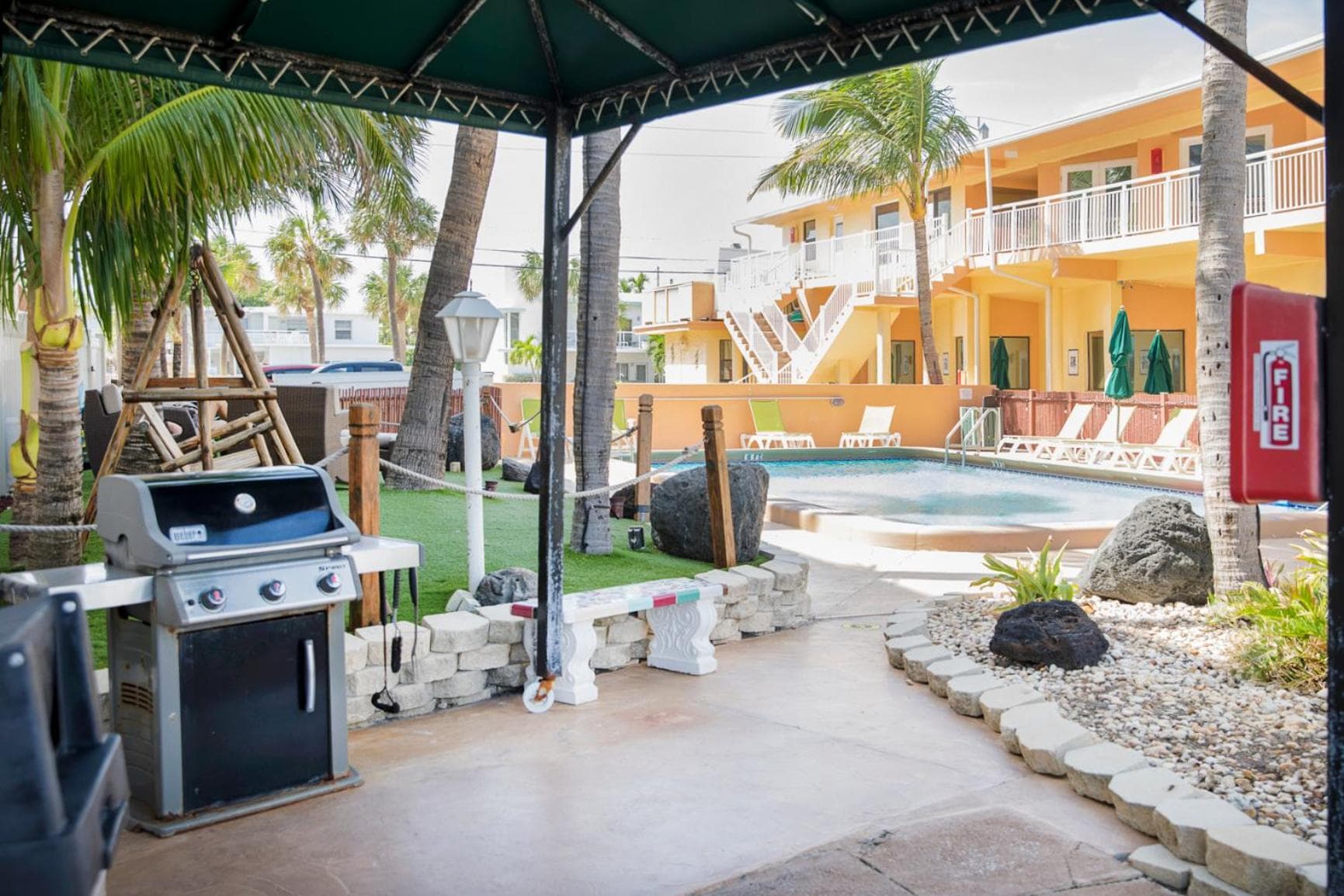 Windjammer Resort e beach club — 3