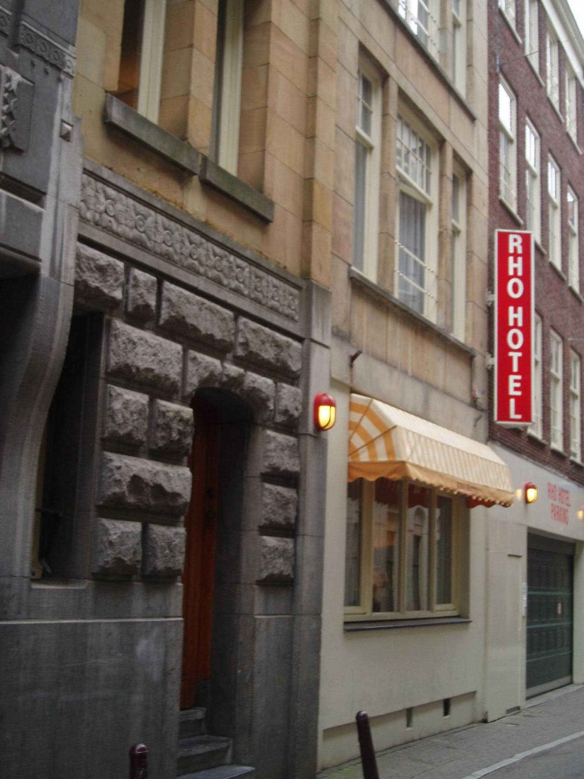Rho Hotel — 25