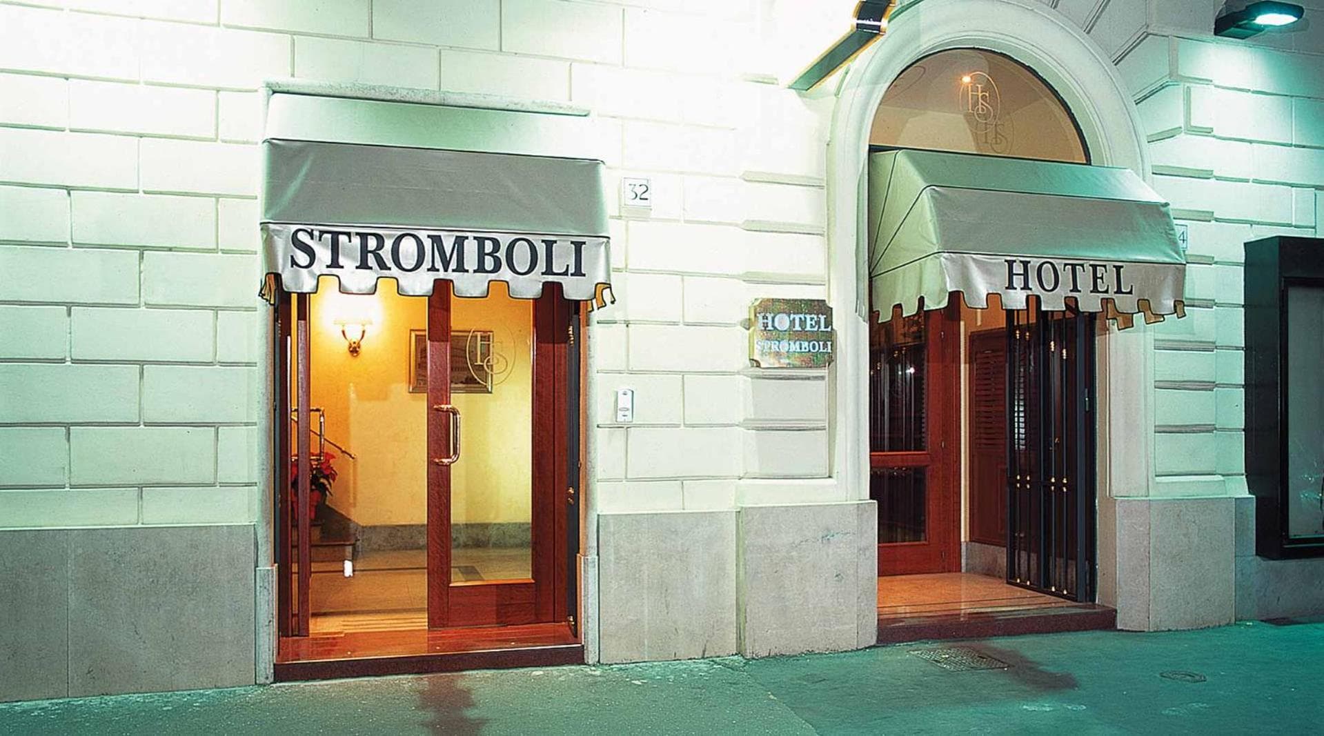 Hotel Stromboli — 27
