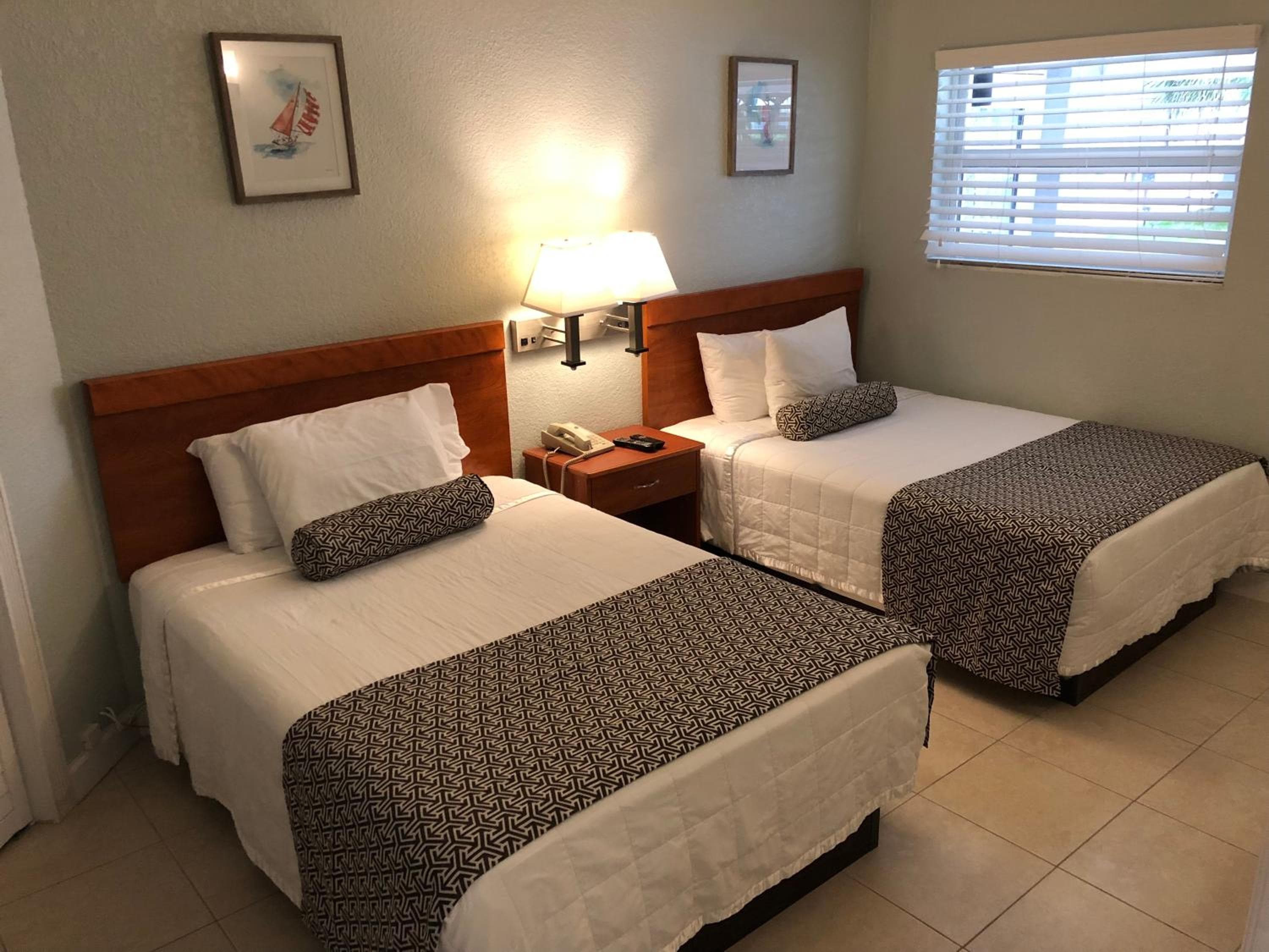 Coral Key Inn — 7