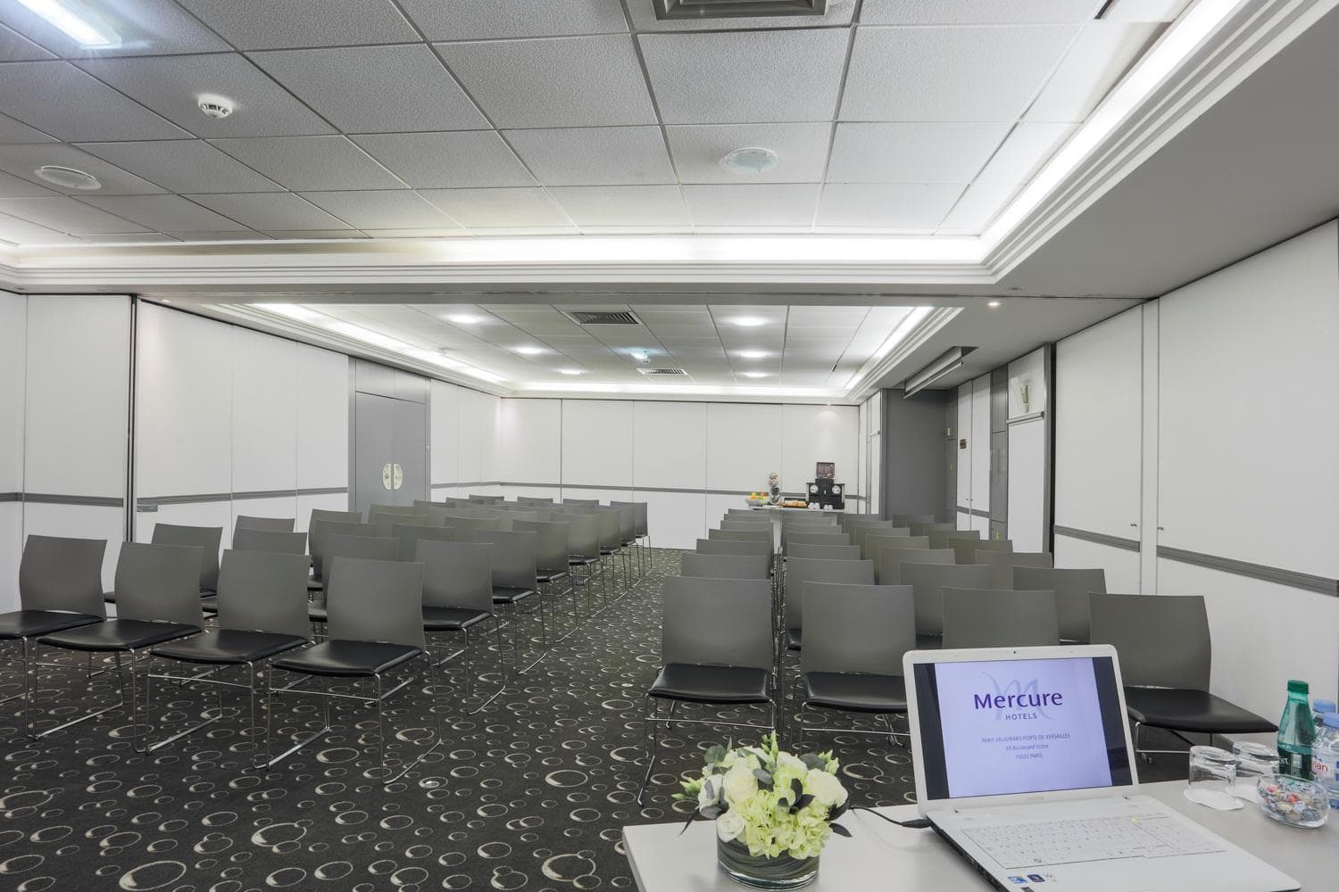 Mercure Paris Vaugirard Porte De Versailles — 15