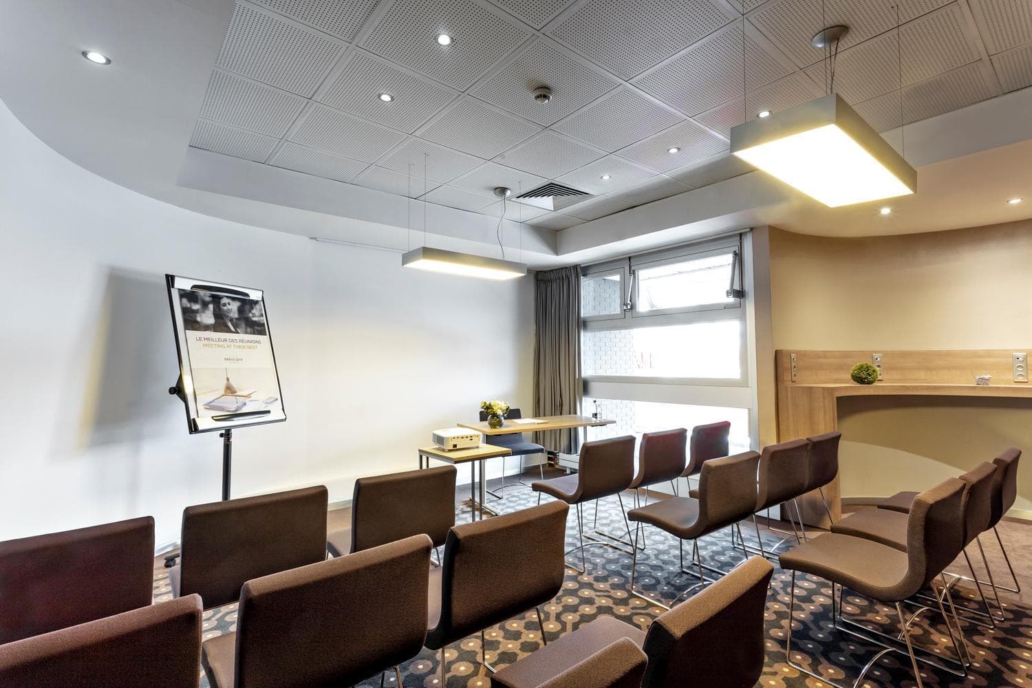 Mercure Paris Vaugirard Porte De Versailles — 24