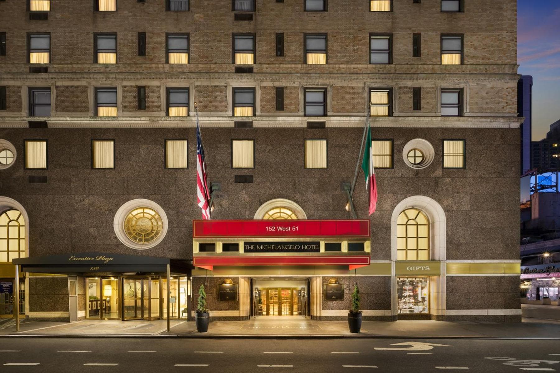 Hotel Miguel Ángel — 1