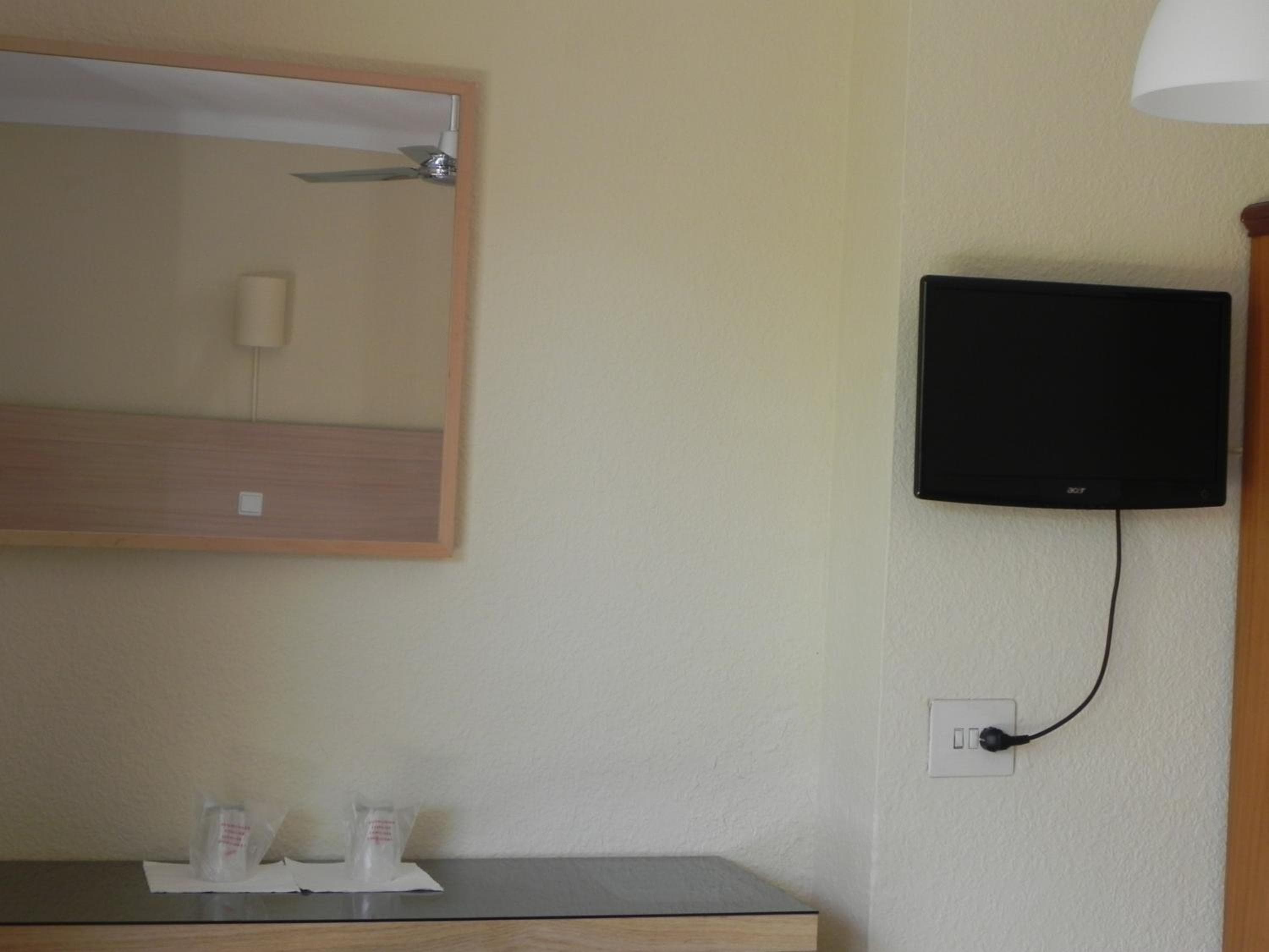 Hostal Bonany — 25