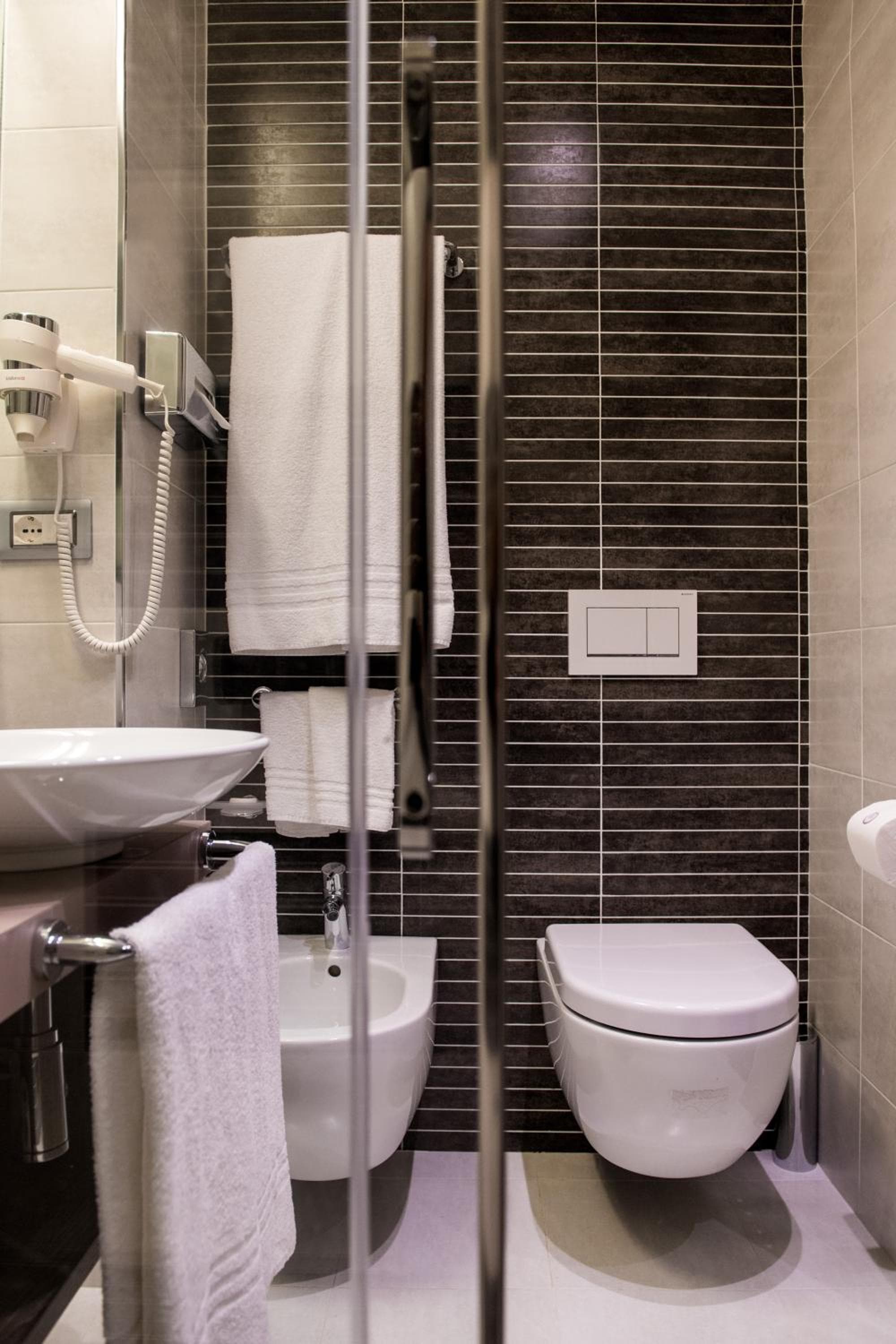 Hotel Mentana, di R Collection Hotels — 15