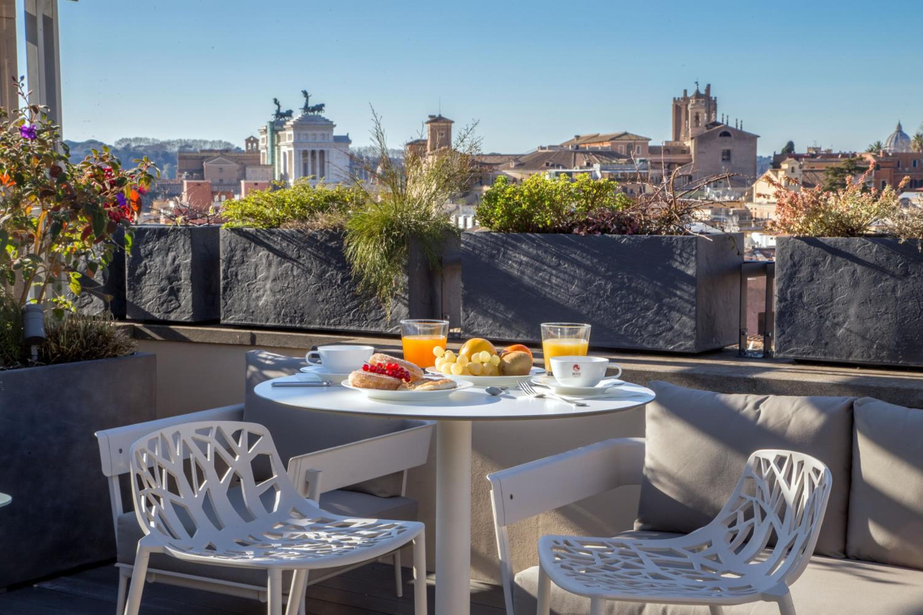 Monti Palace Hotel — 29