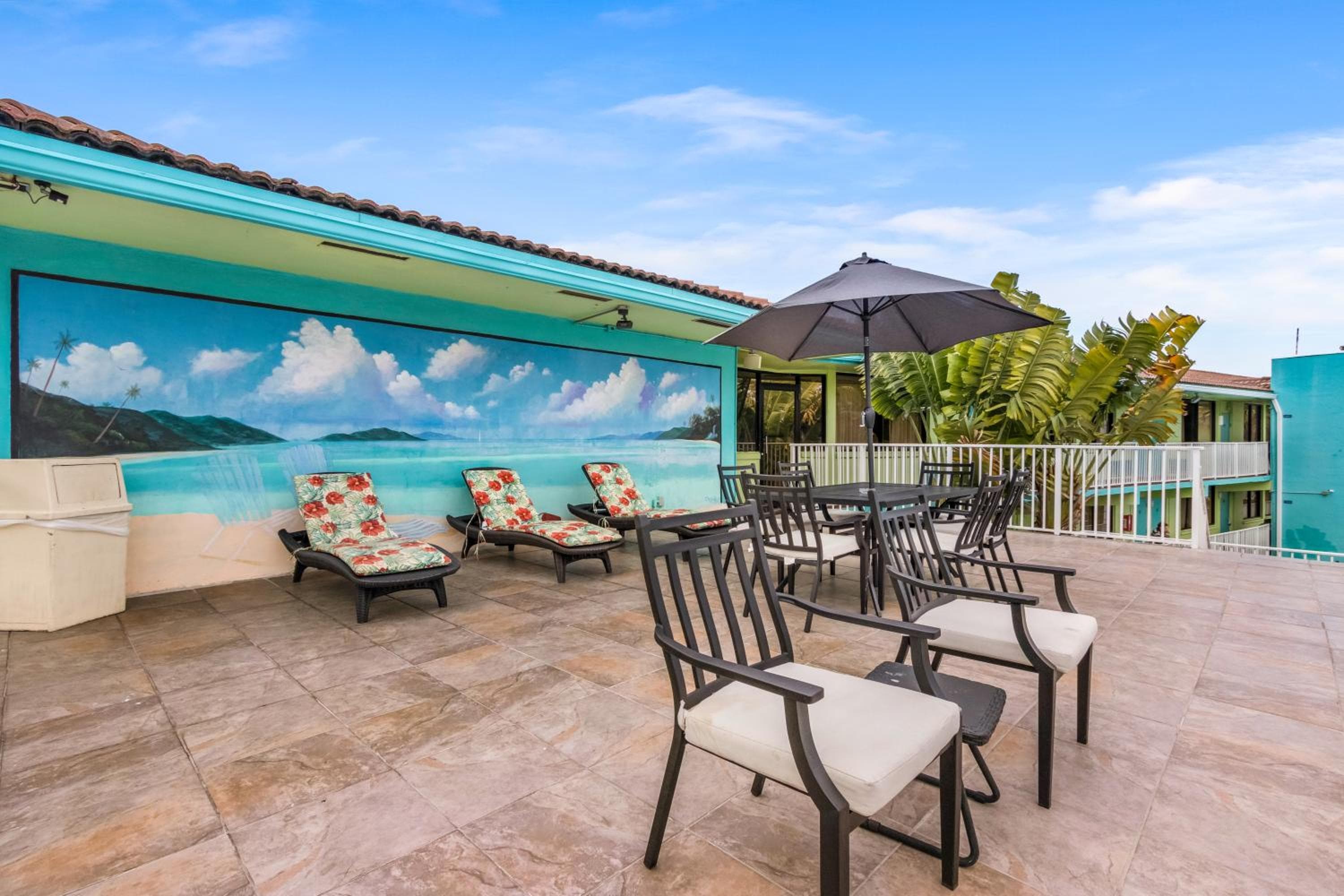 Ocean Reef Hotel — 6