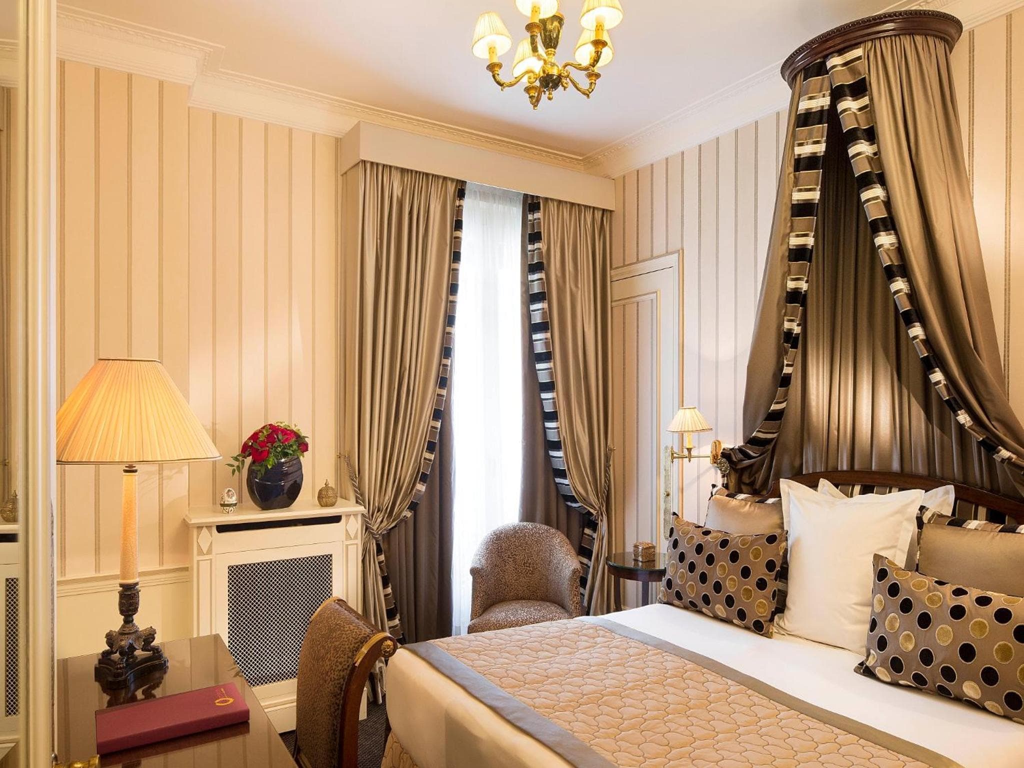 Hotel Napoleon Paris — 23