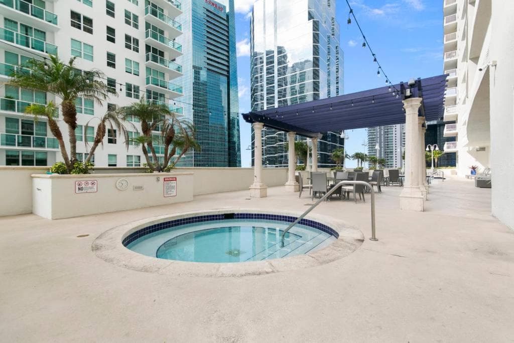 Centric Modern, Stylish Brickell / Miami + FREE Parking — 18