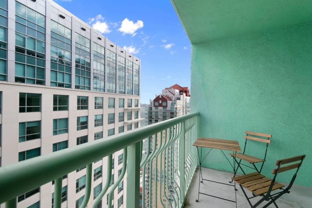 Centric Modern, Stylish Brickell / Miami + FREE Parking — 19