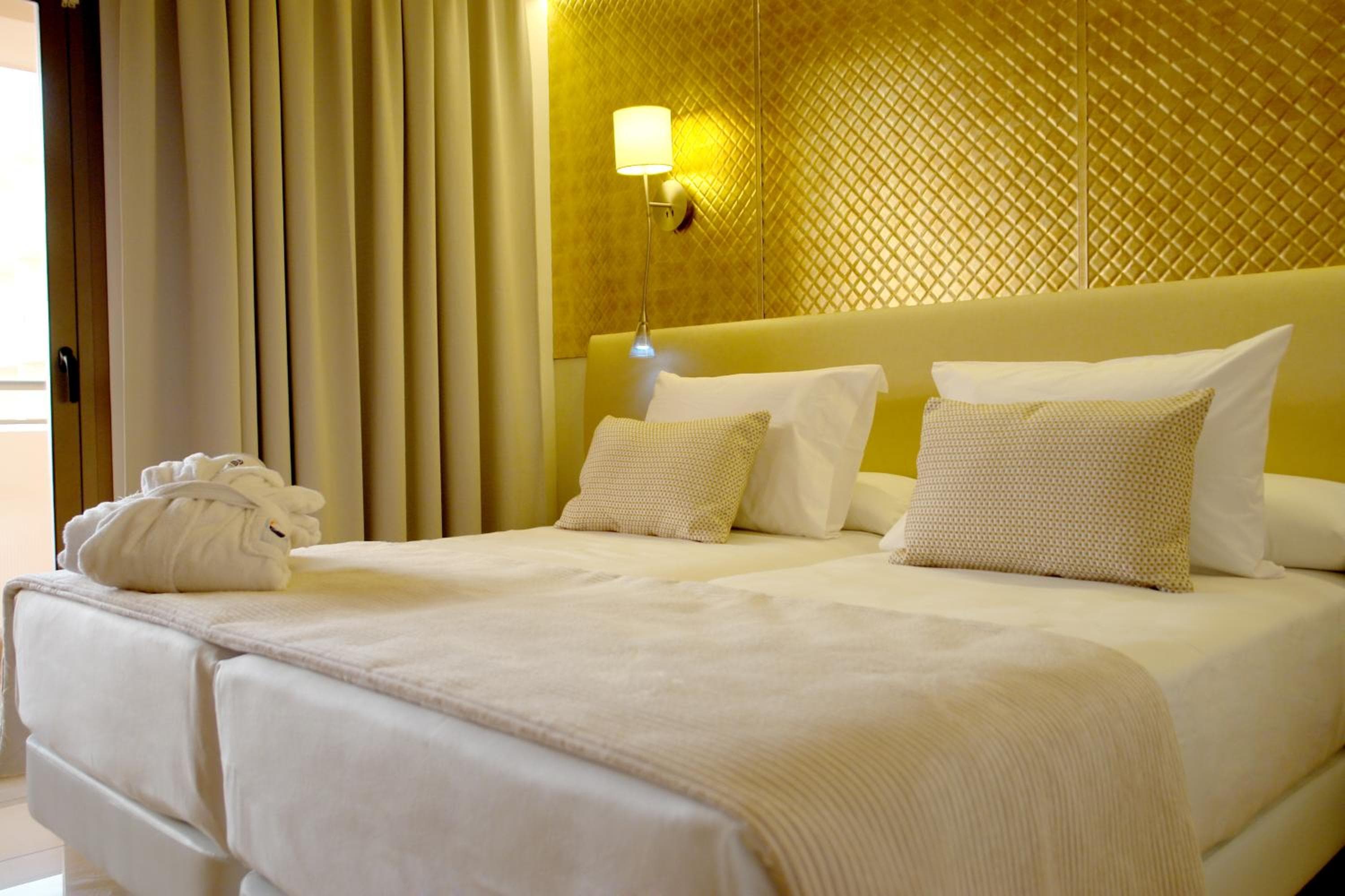 Visita l'Hotel La Cala — 17