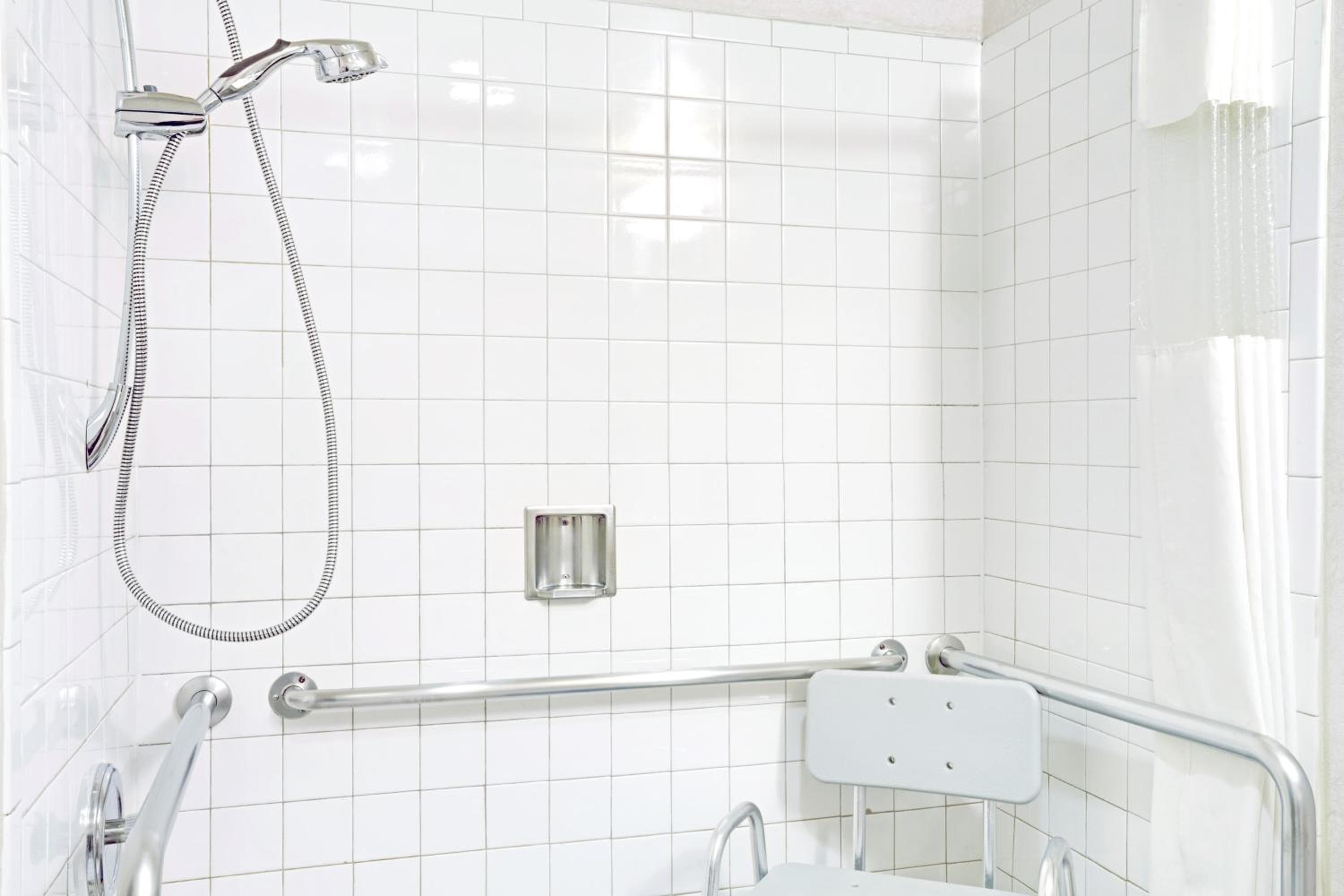 Days Inn by Wyndham Las Vegas Airport vicino alla Strip — 24