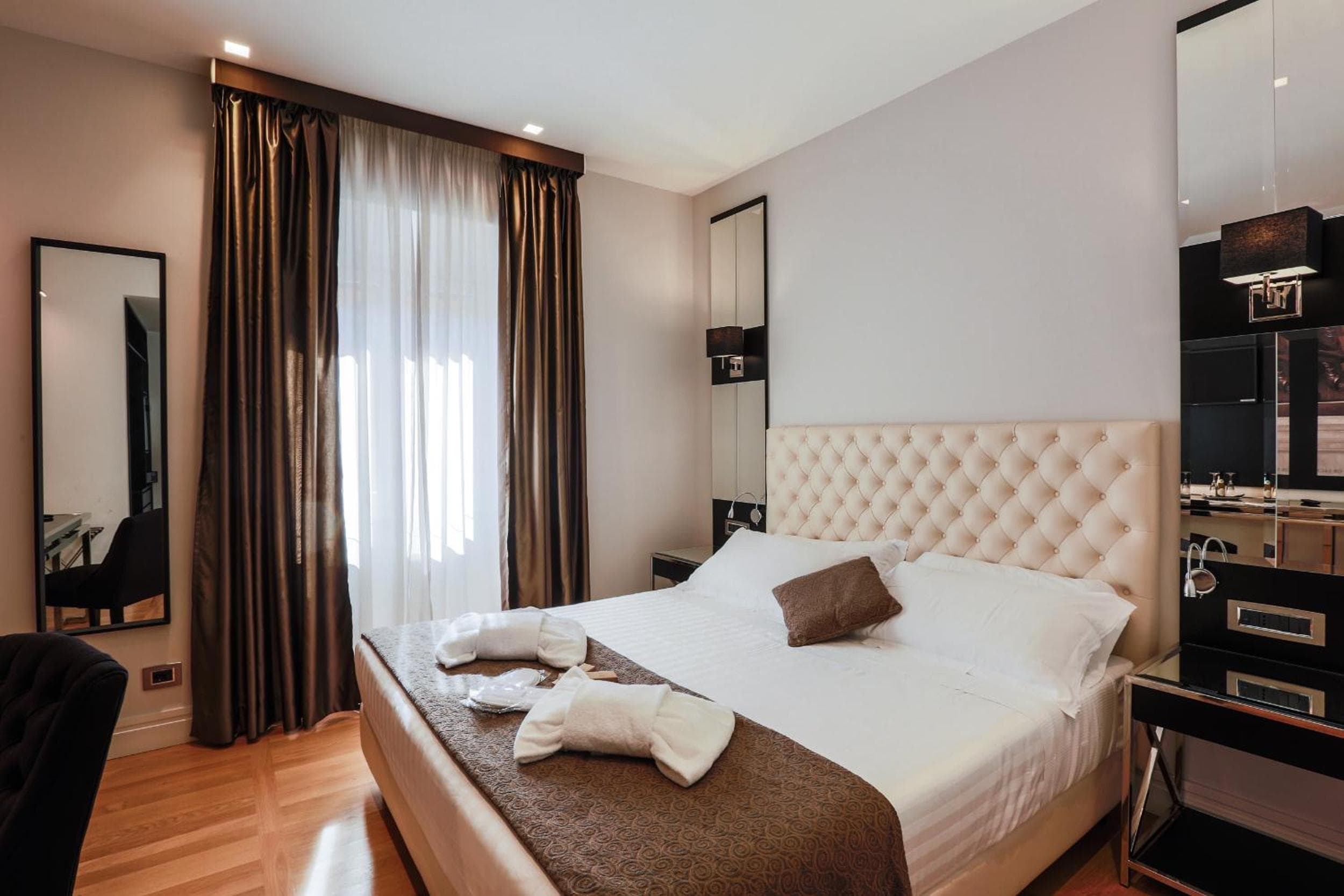Floris Hotel — 29
