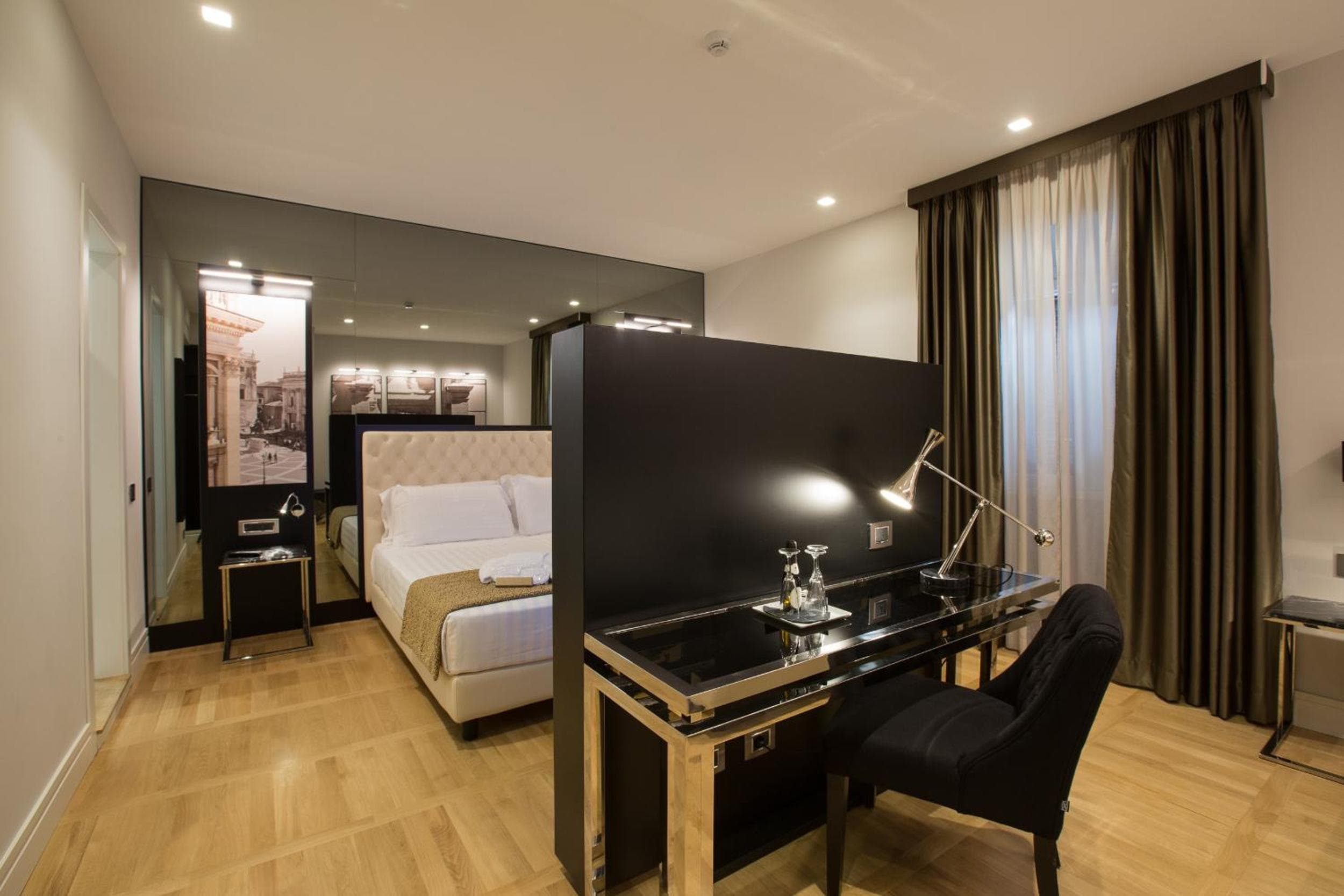 Floris Hotel — 7