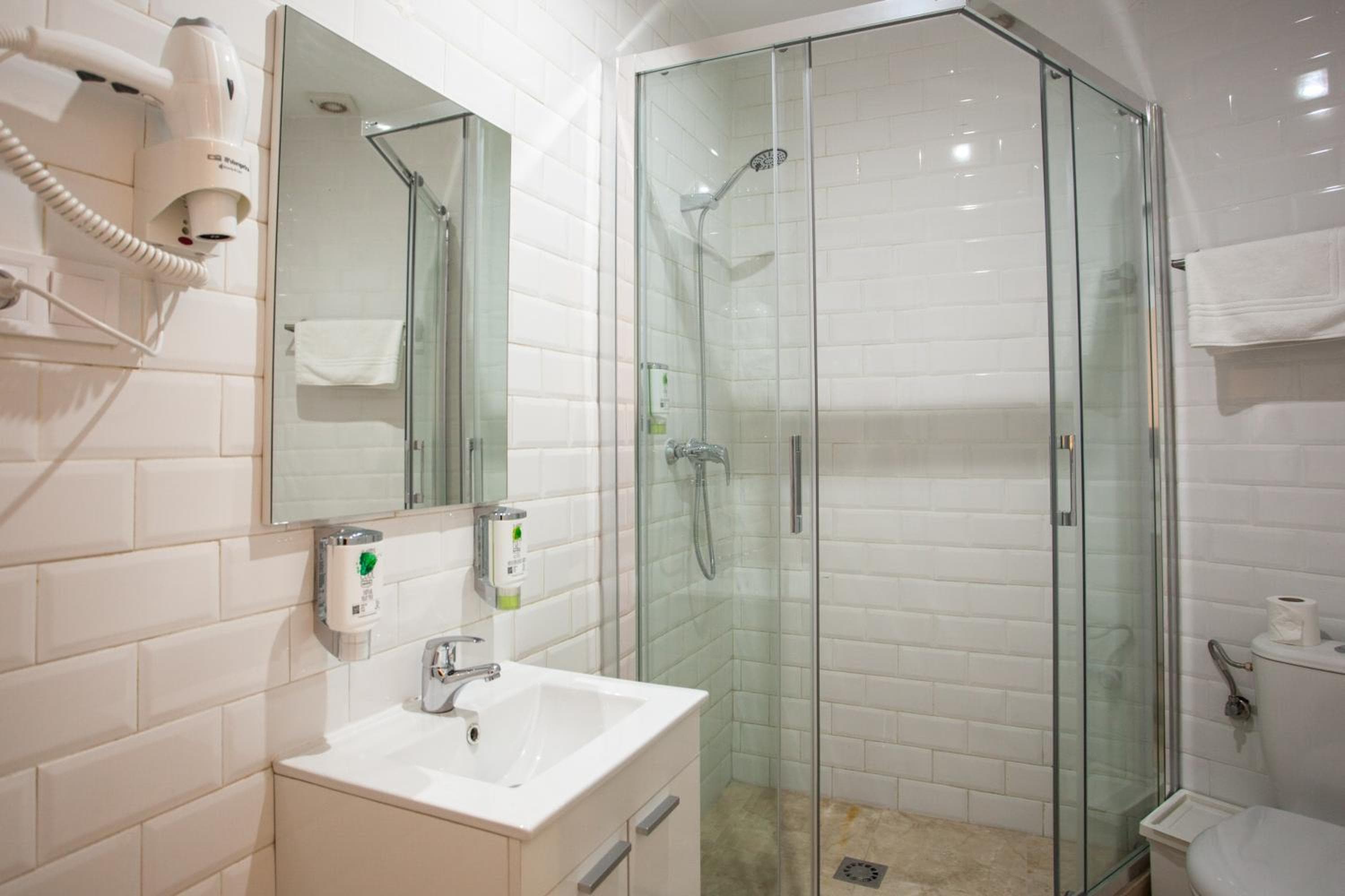 Gran Central Suites — 17