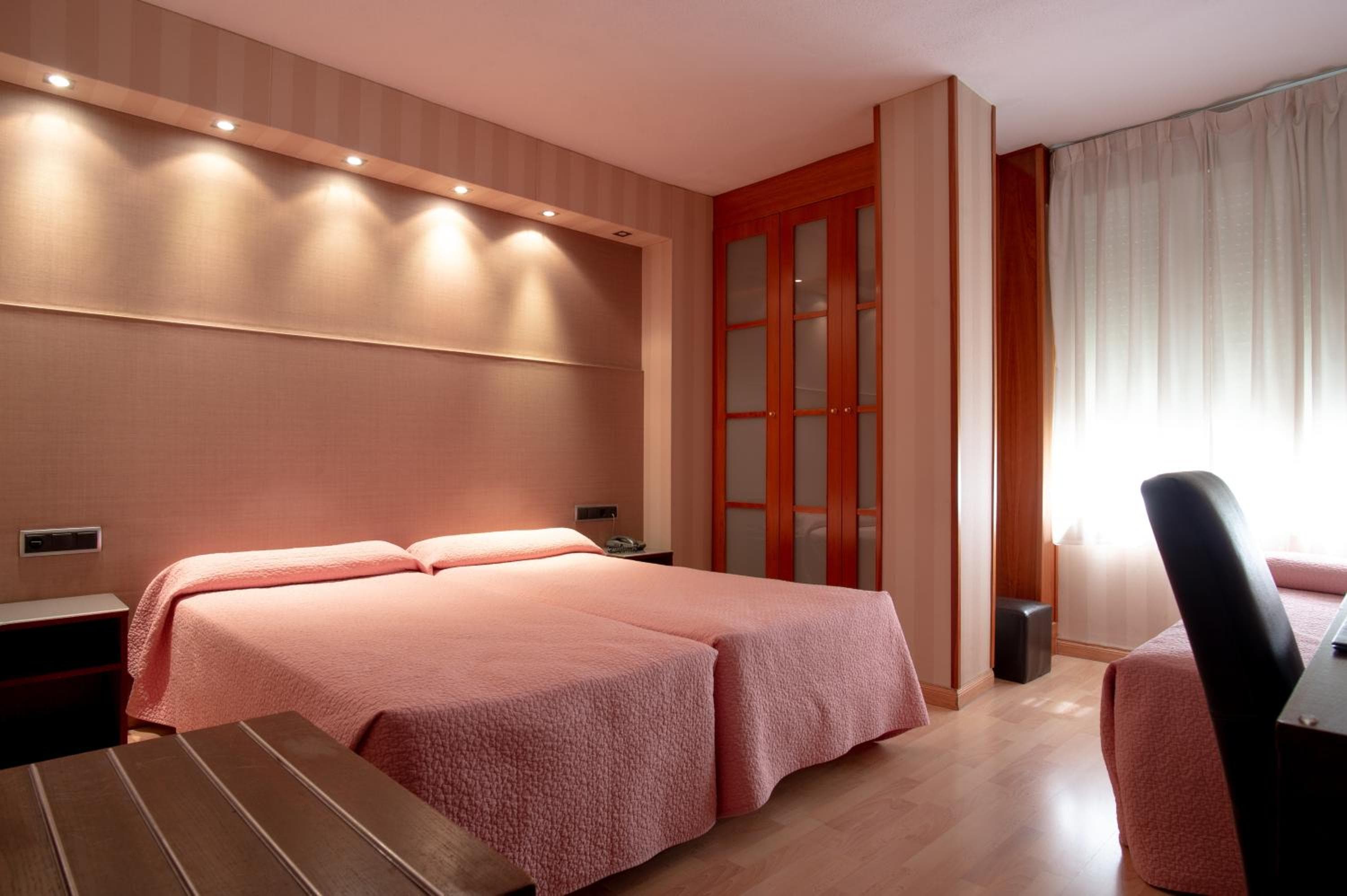 Hotel Villa de Barajas — 15