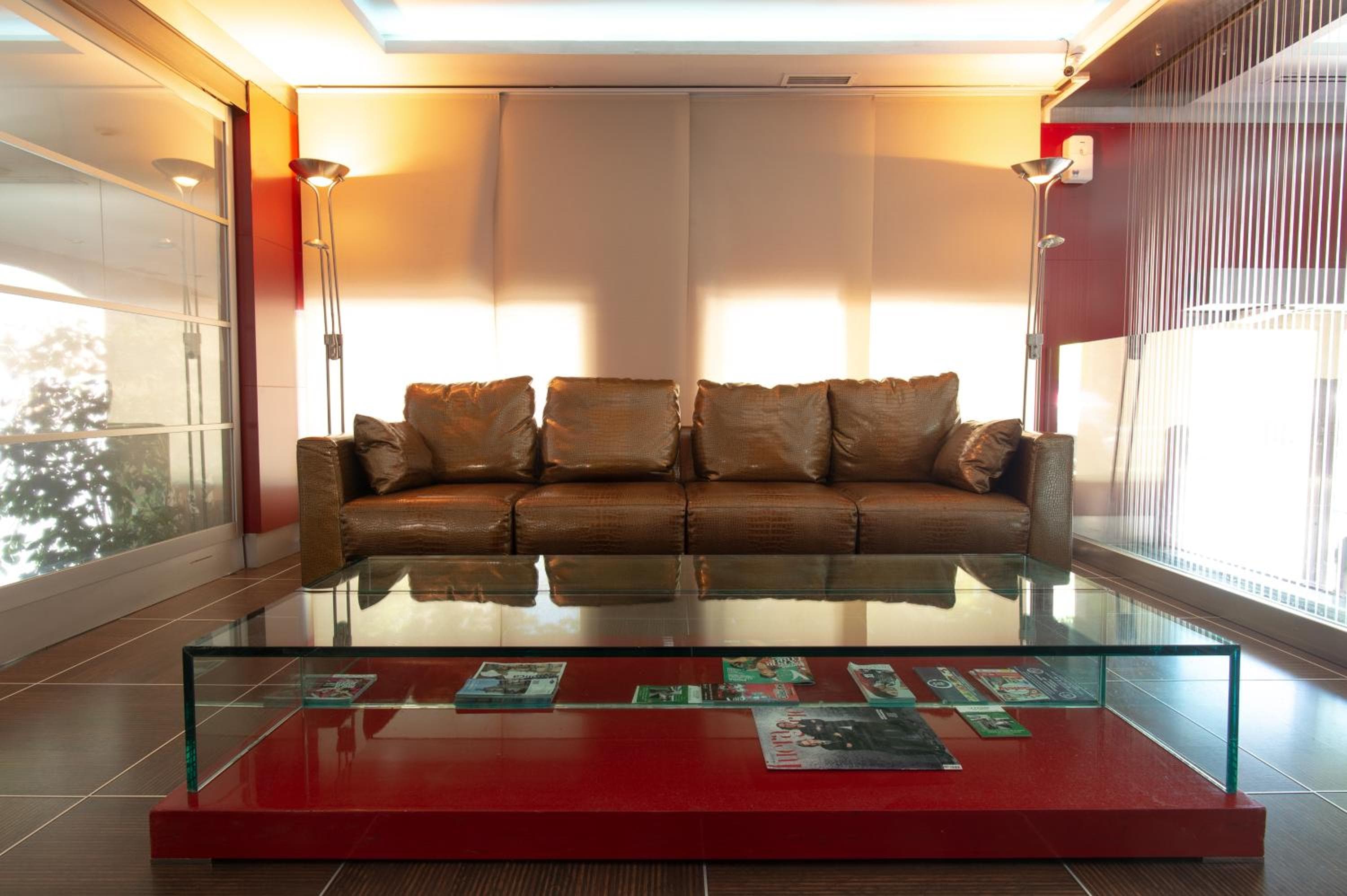 Hotel Villa de Barajas — 16