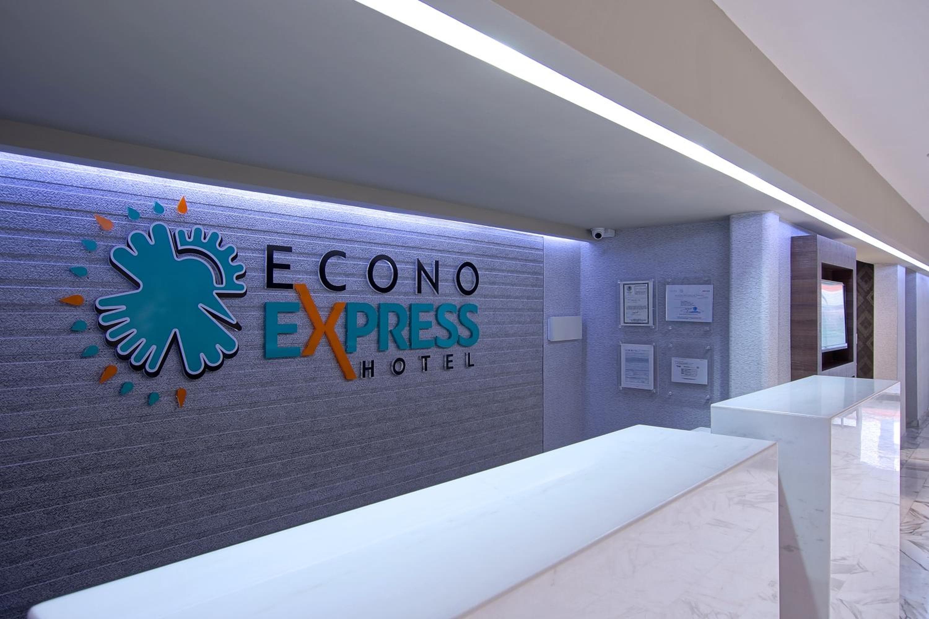 Hotel Econo Express — 4