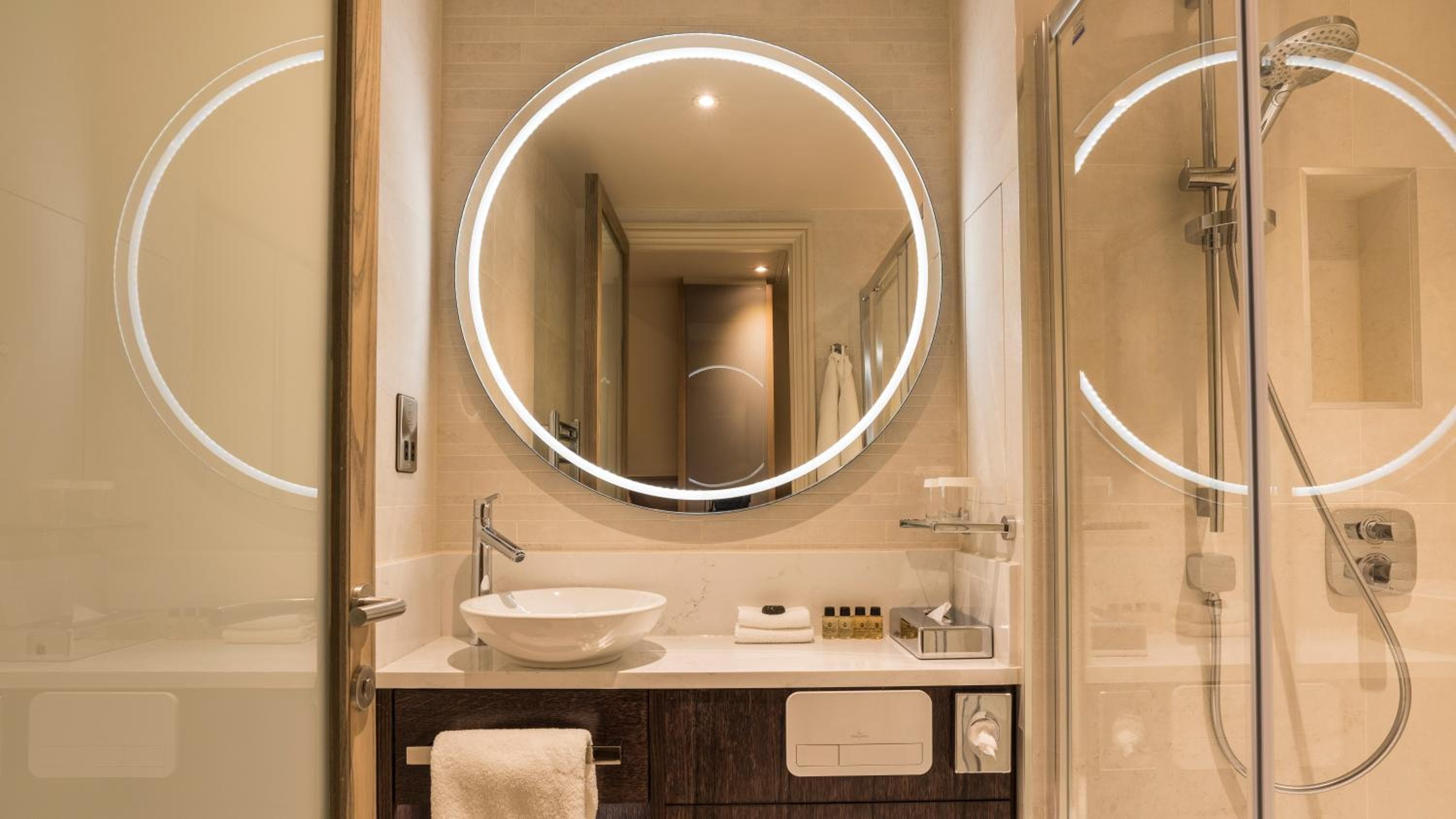 Sloane Place — 27
