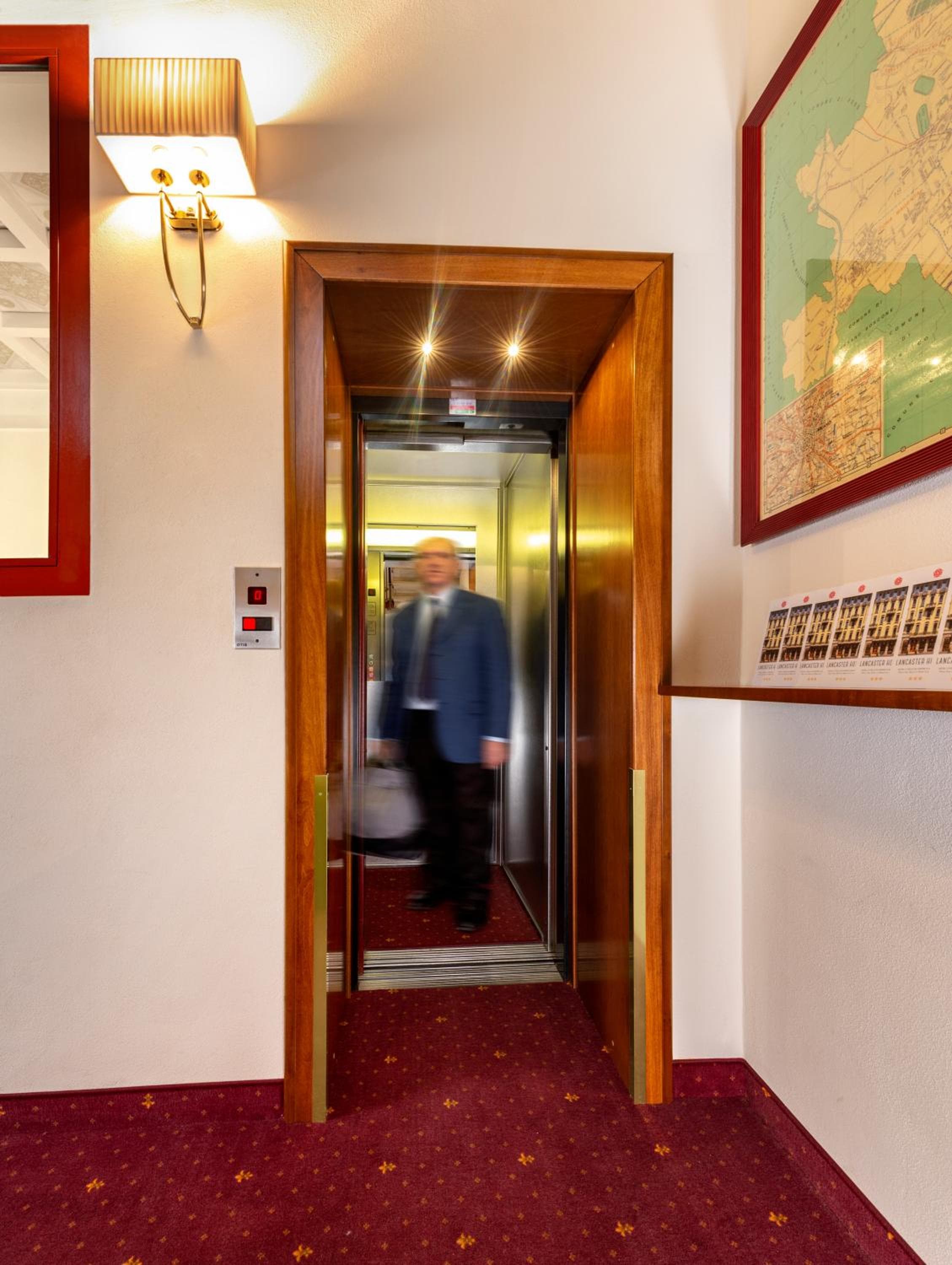 Hotel Lancaster — 24