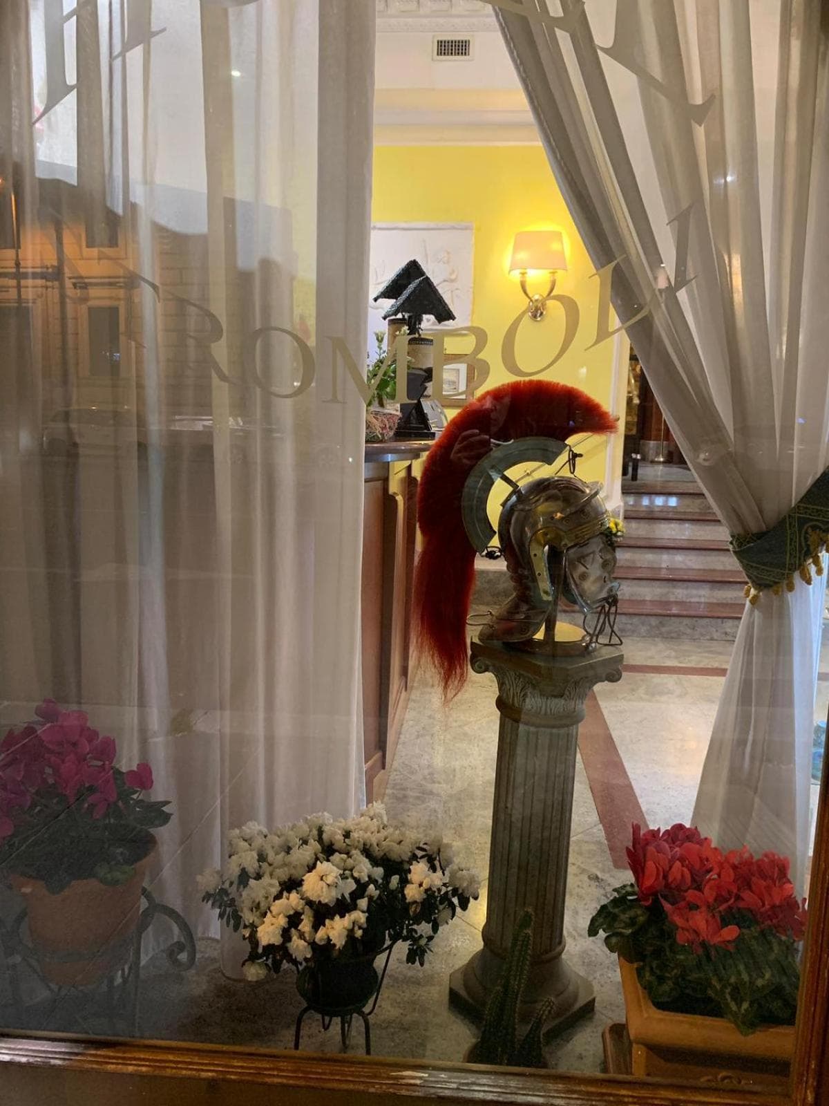 Hotel Stromboli — 10