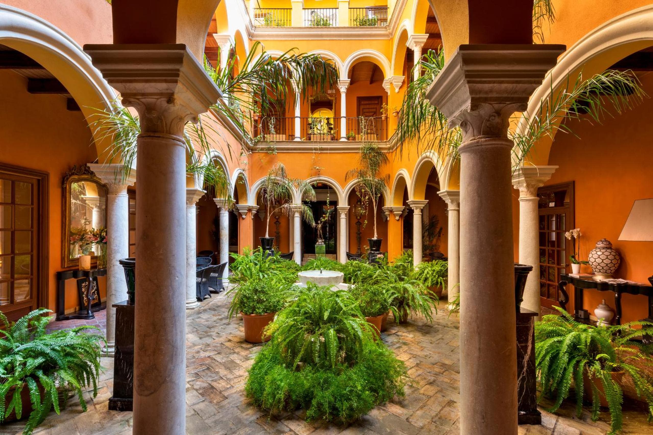 Hotel Casa Del Poeta — 30