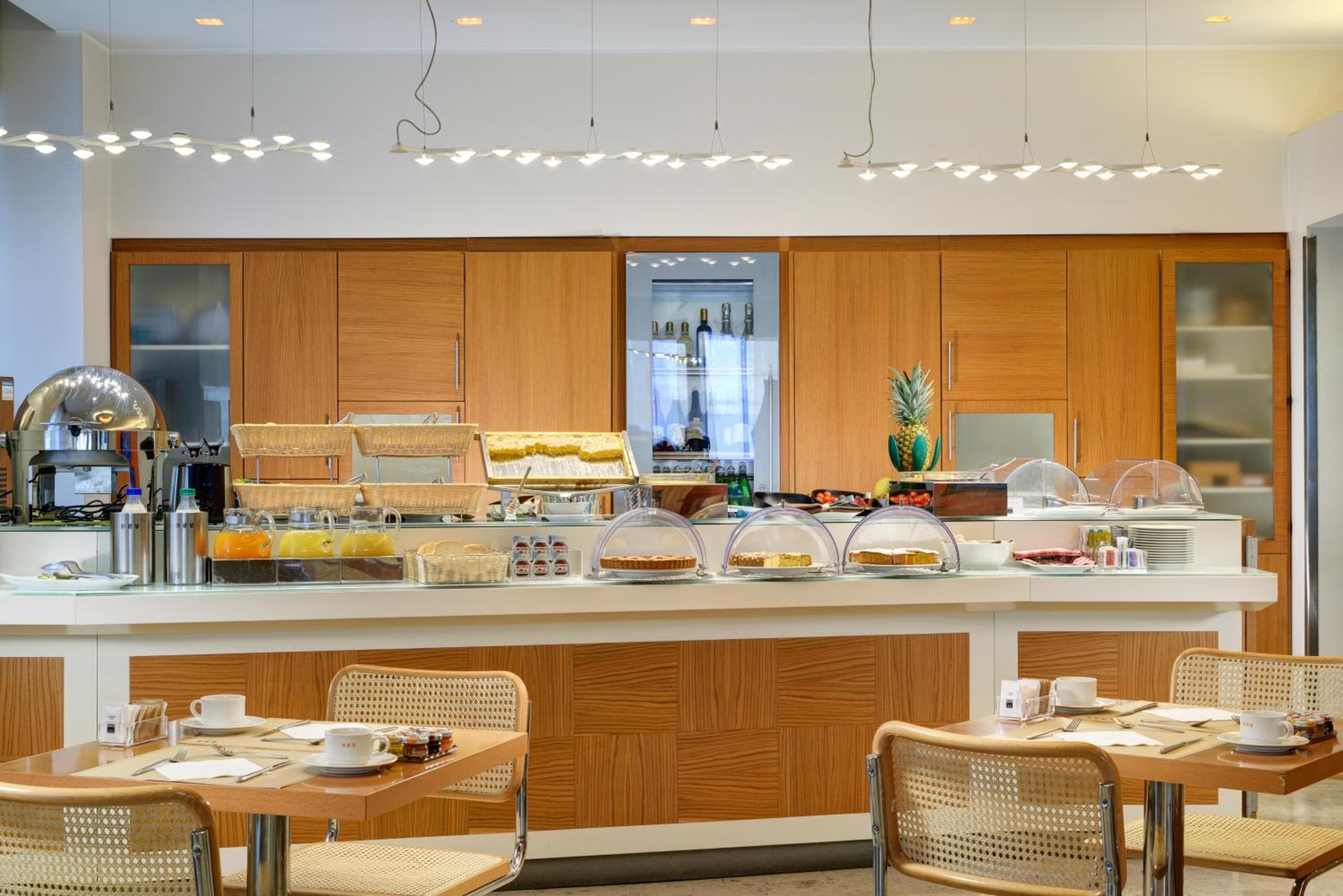 UNAHOTELS Mediterraneo Milano — 6