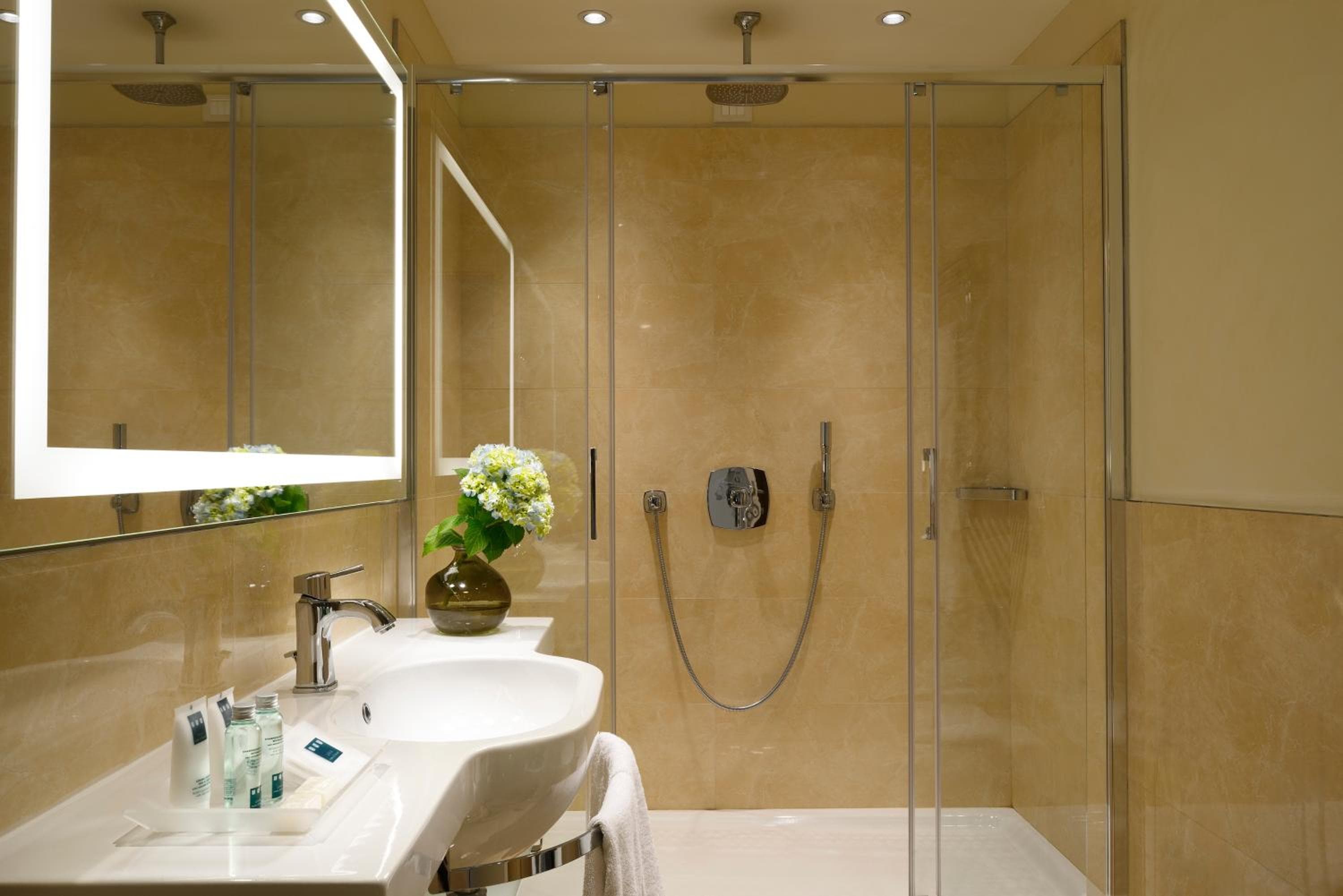 UNAHOTELS Secolo Milano — 5
