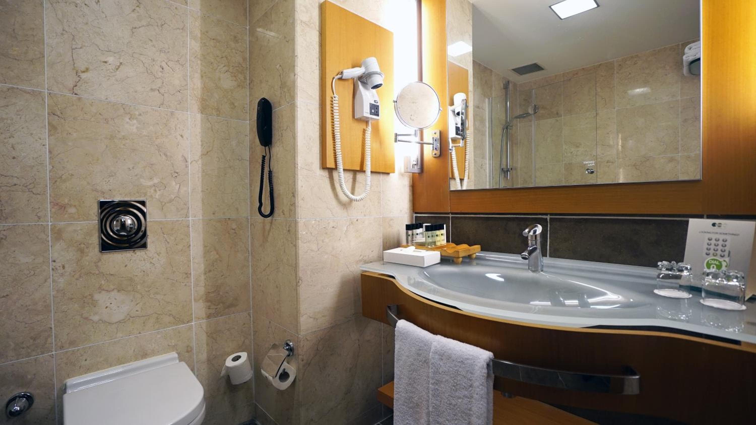 Point Hotel Taksim — 11