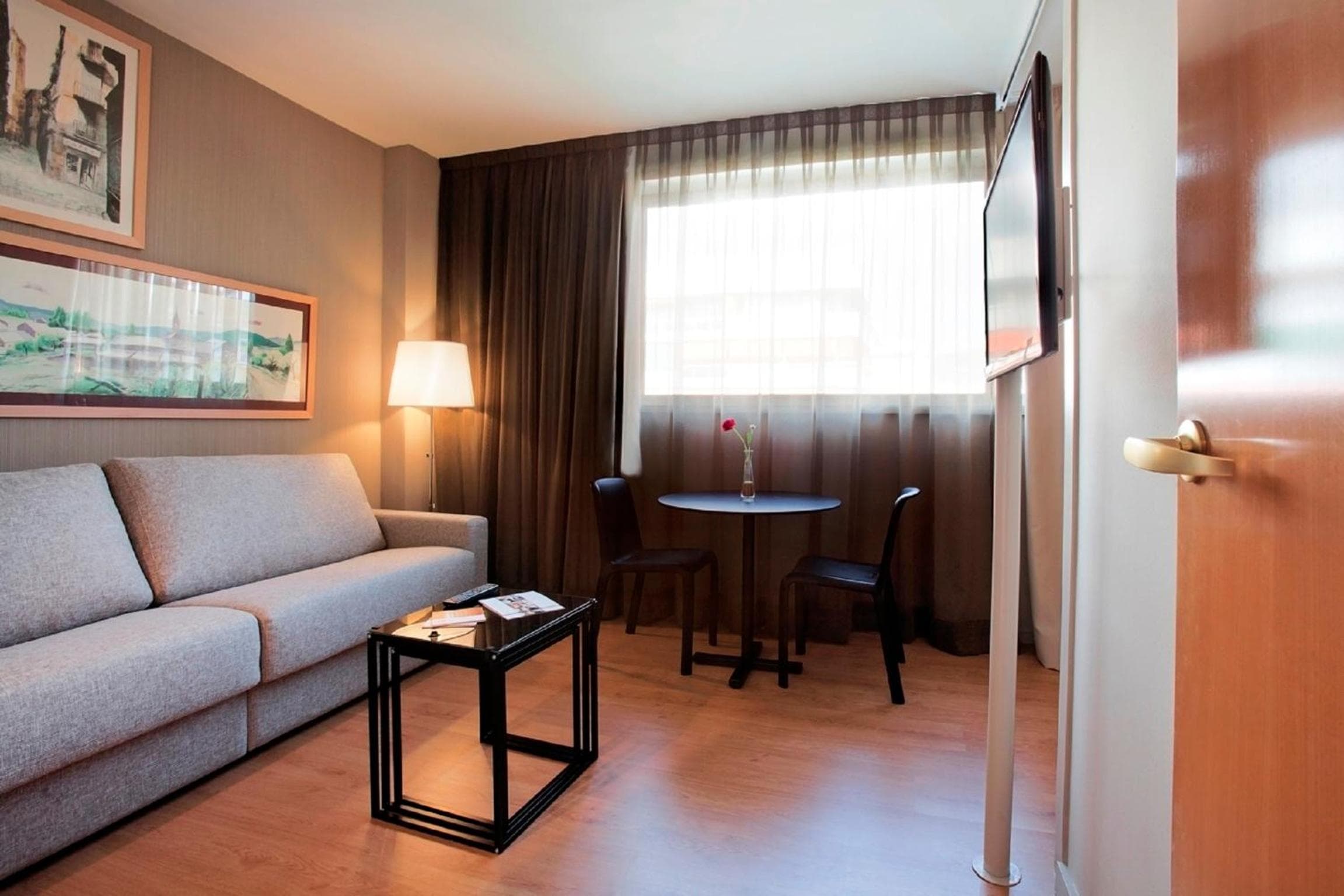 Aparthotel Atenea Barcelona — 2